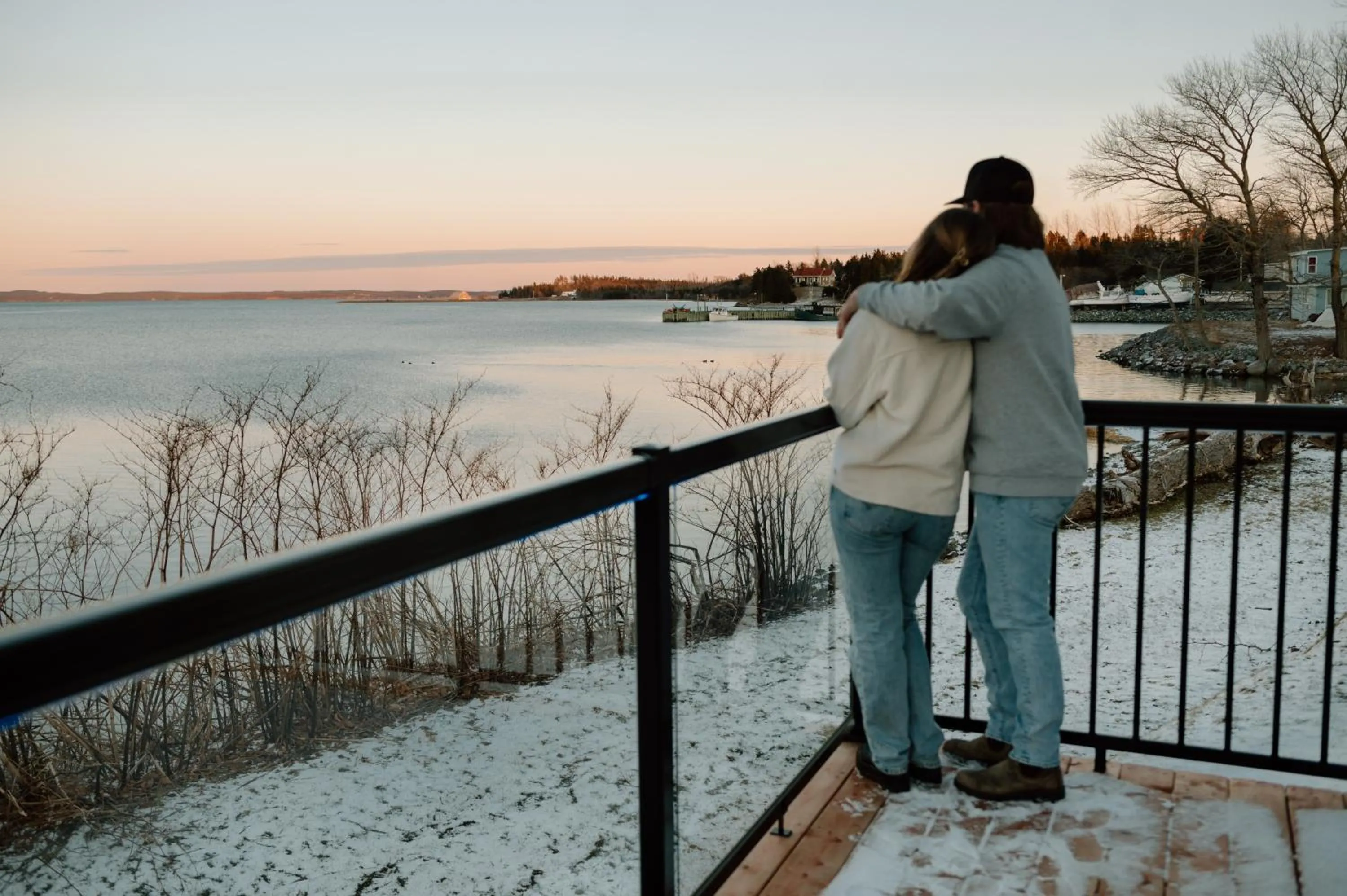 Groundswell Pub & Inn