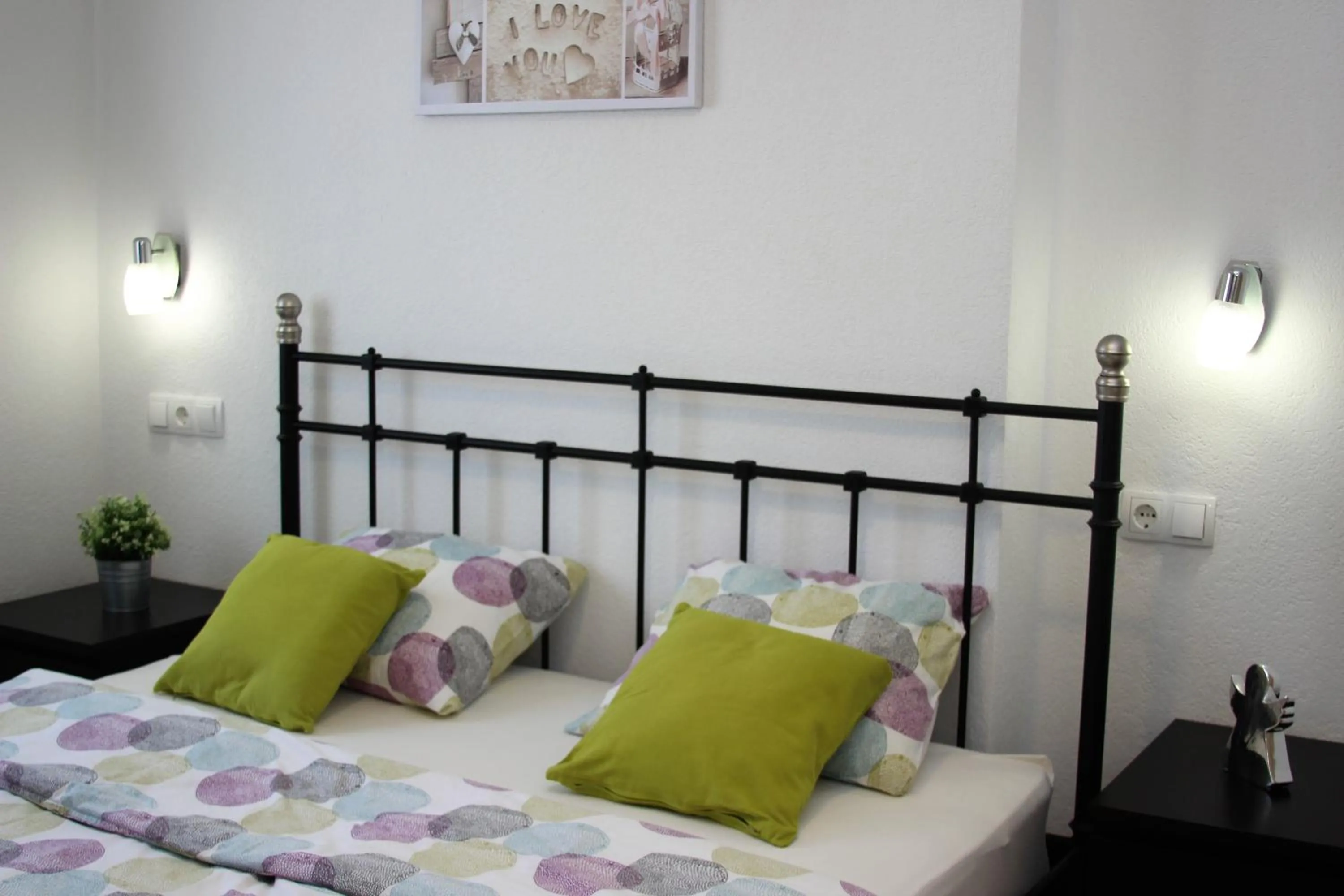 Decorative detail, Bed in Apartments Medvid
