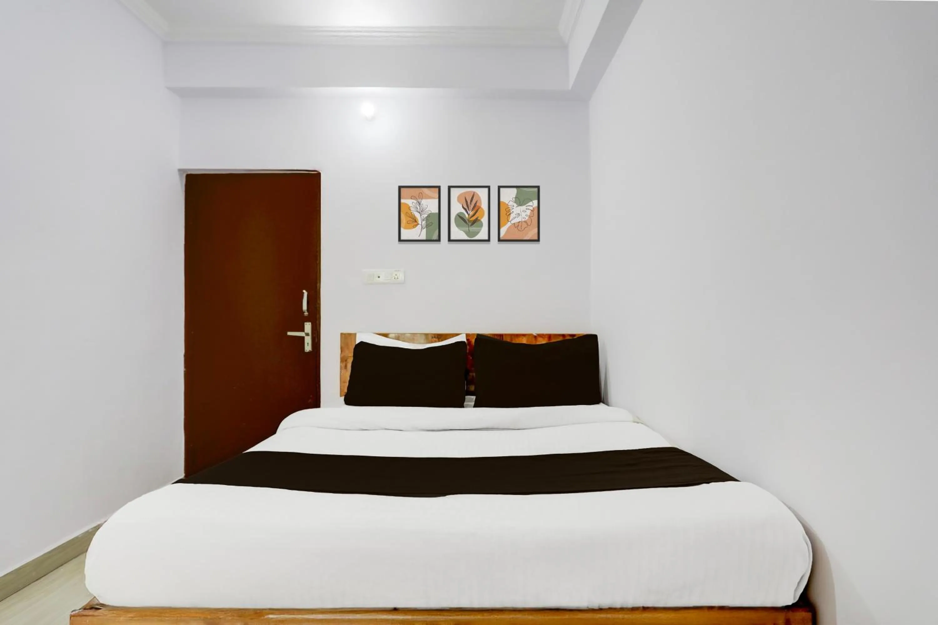 Bedroom, Bed in Super Hotel O Rajeev Nagar Formerly Happy Journey