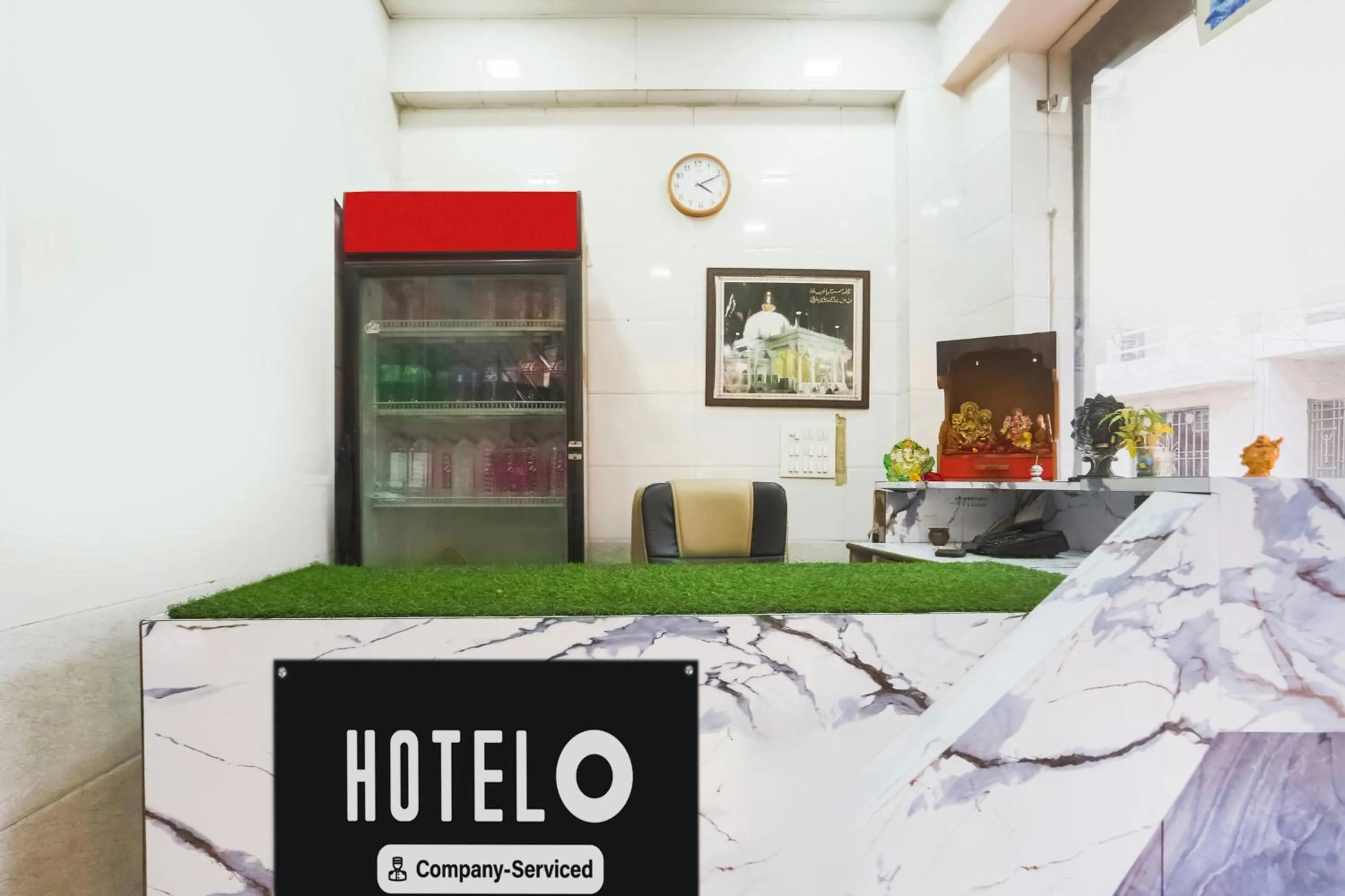 Lobby or reception, Bed in Hotel O Parao Formerly Cozy Inn