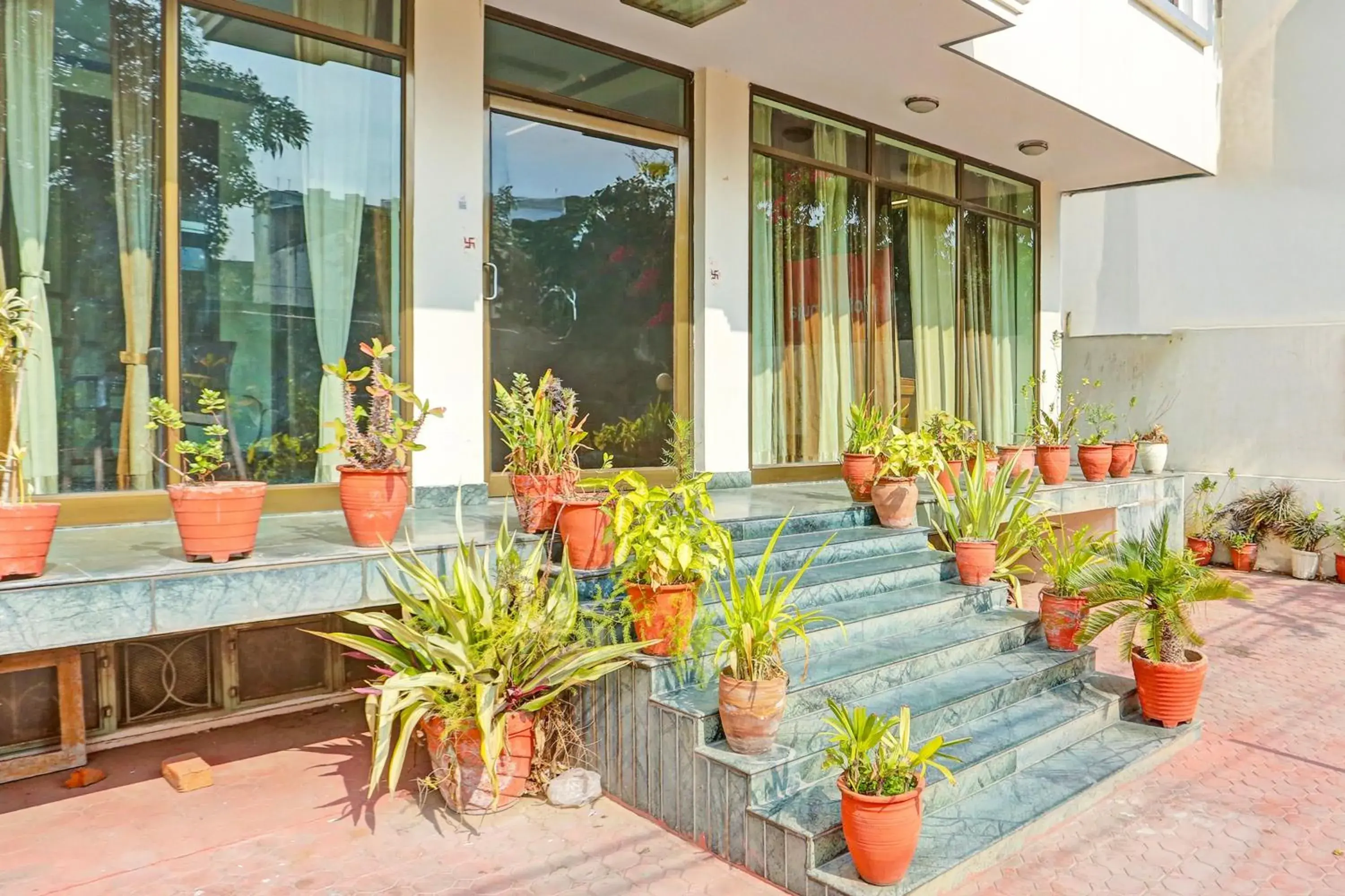 Facade/entrance in Collection O Bani Park Near Collectorate Circle Formerly Anuja Palace Facade/entrance in Collection O Bani Park Near Collectorate Circle Formerly Anuja Palace