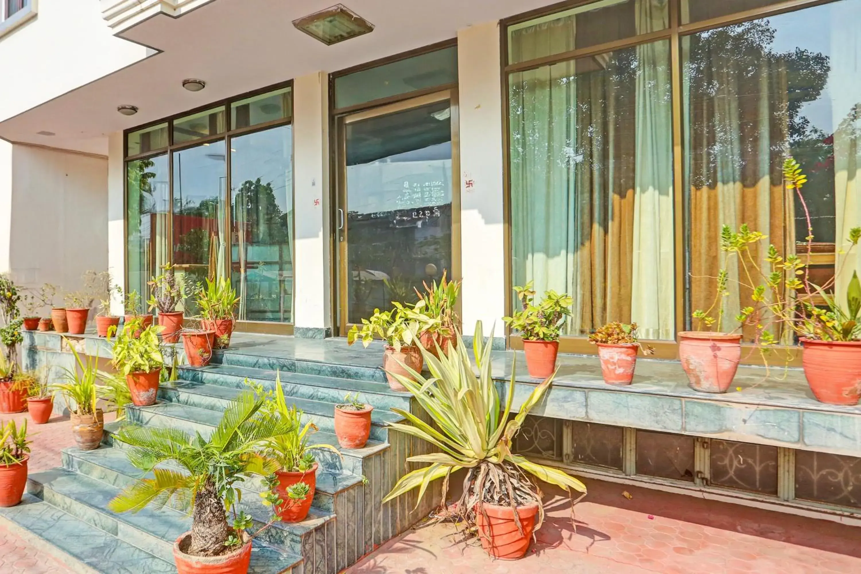 Facade/entrance in Collection O Bani Park Near Collectorate Circle Formerly Anuja Palace Facade/entrance in Collection O Bani Park Near Collectorate Circle Formerly Anuja Palace