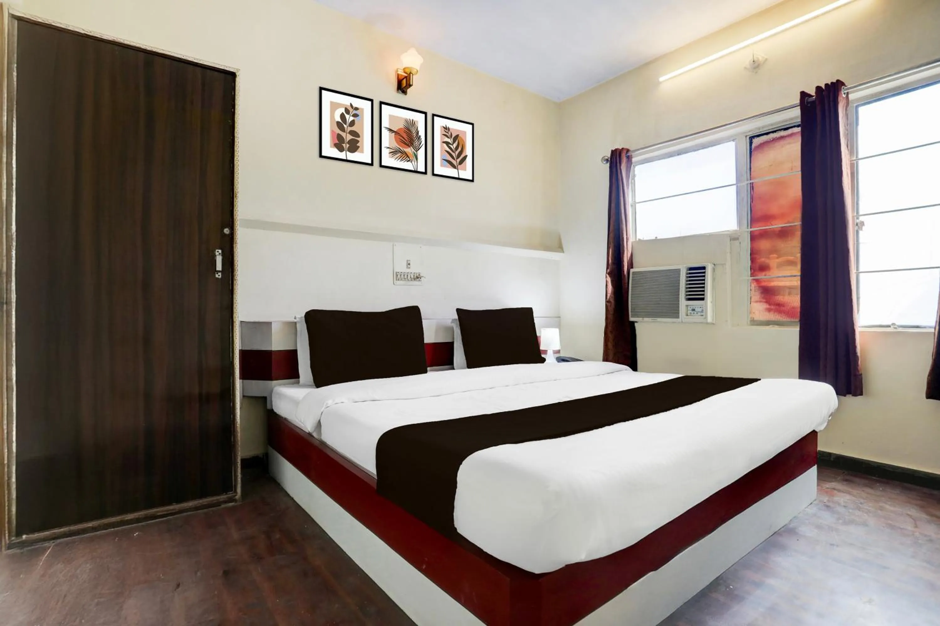 Bedroom, Bed in Collection O Lashkar Gwalior formerly Hotel Banjara