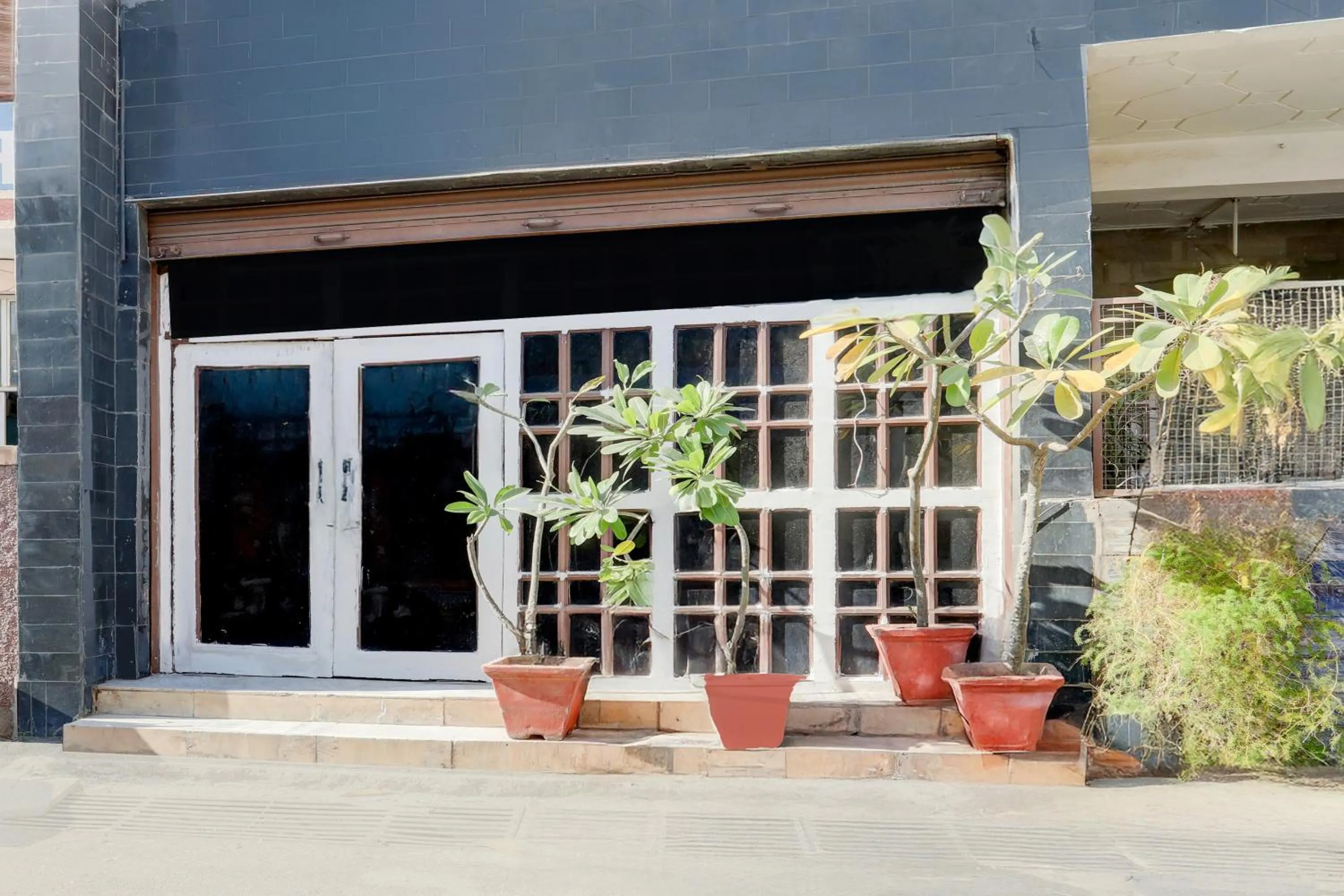 Facade/entrance in Collection O Lashkar Gwalior formerly Hotel Banjara
