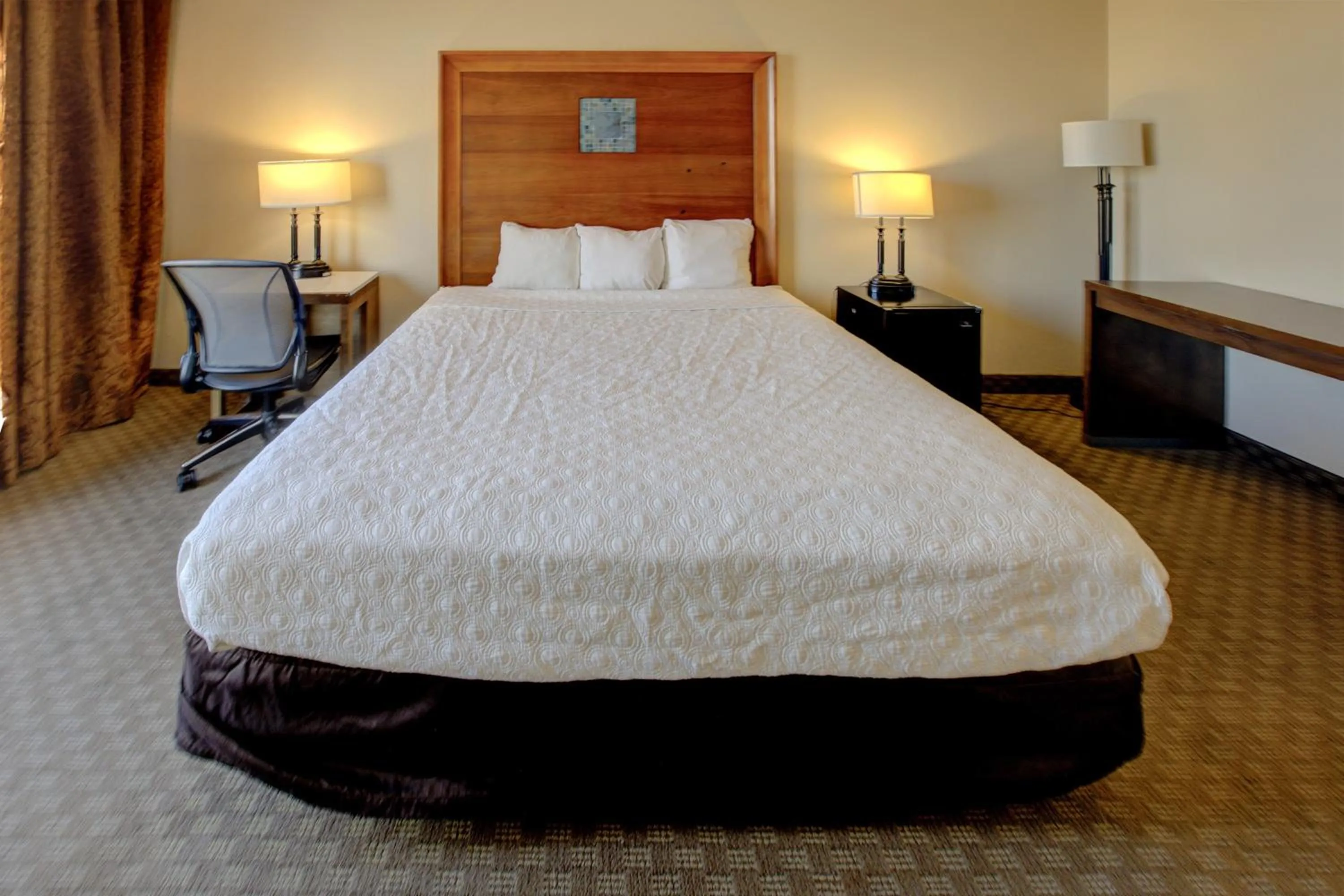 Bedroom, Bed in Capital O Duncanville Tx