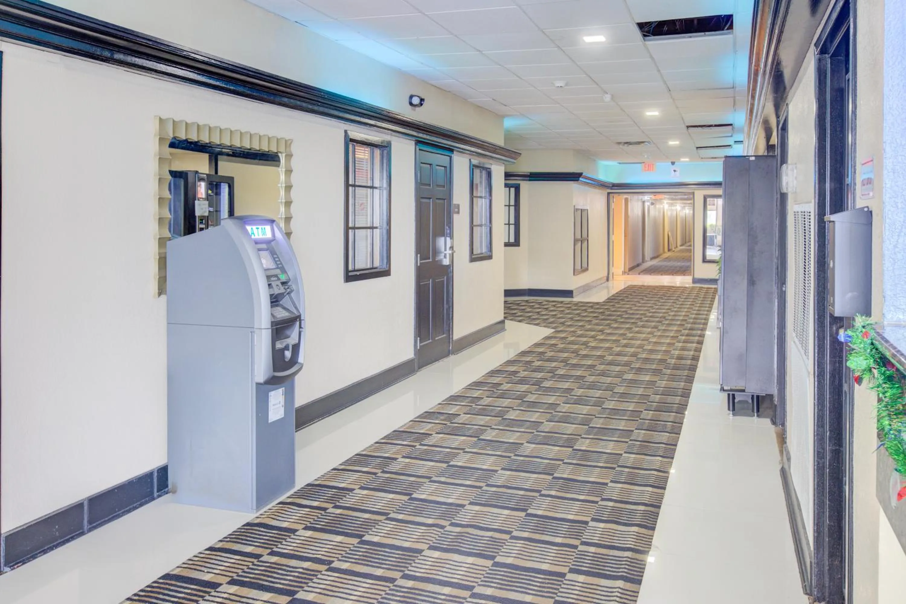 Lobby or reception in Capital O Duncanville Tx