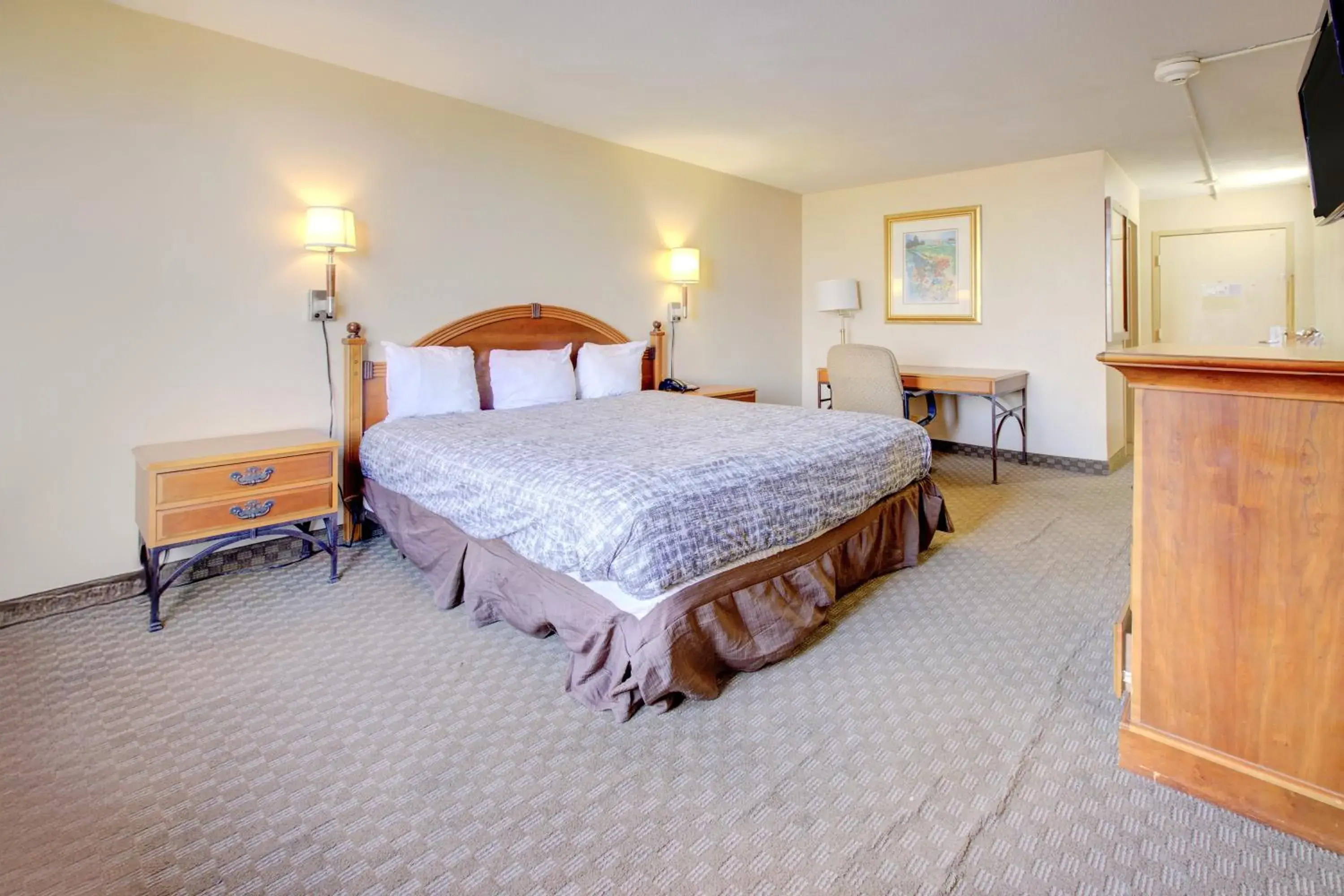 Bedroom, Bed in Capital O Duncanville Tx Bedroom, Bed in Capital O Duncanville Tx