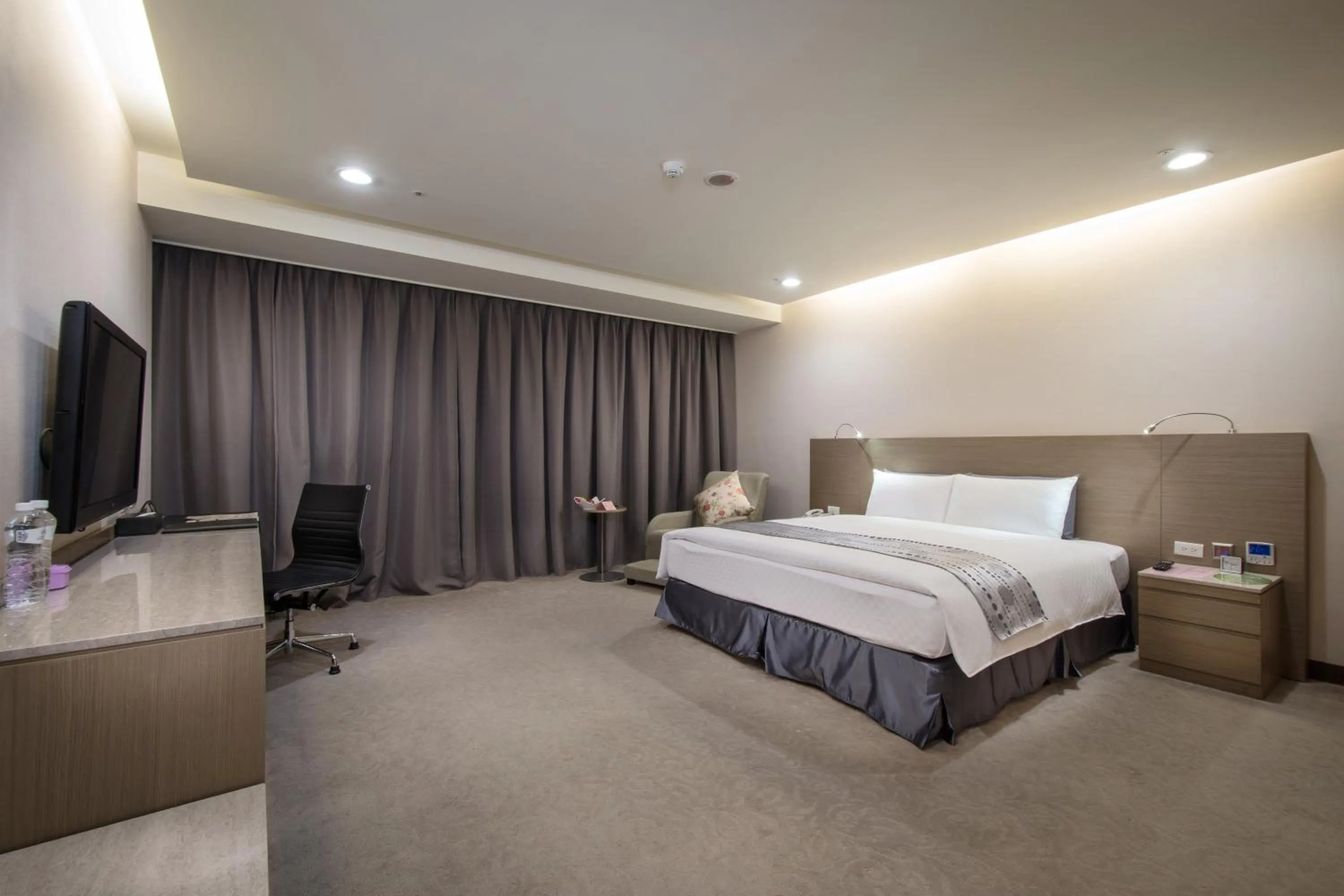 Bed in Zhong Ke Hotel