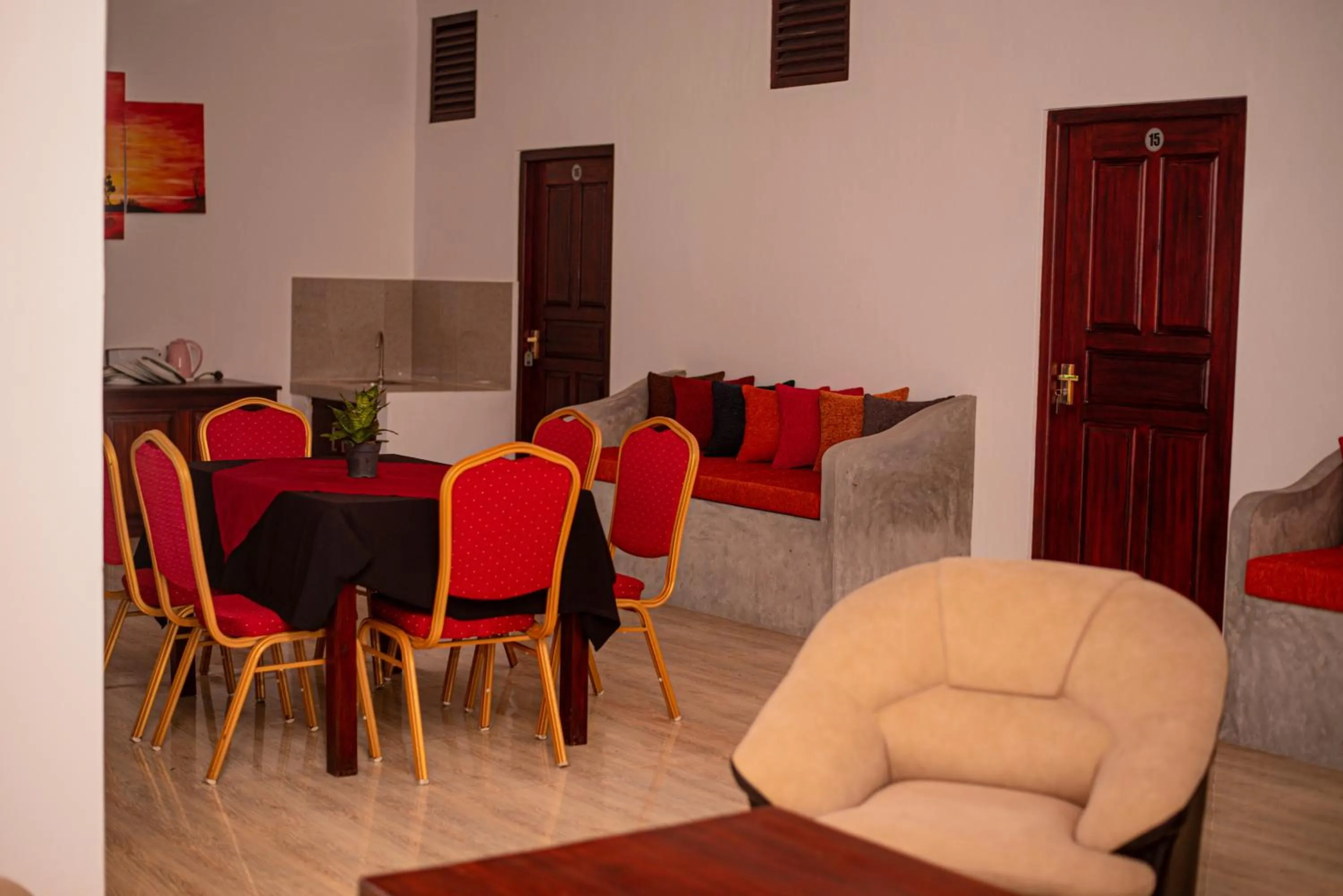 Sundowners Guesthouse