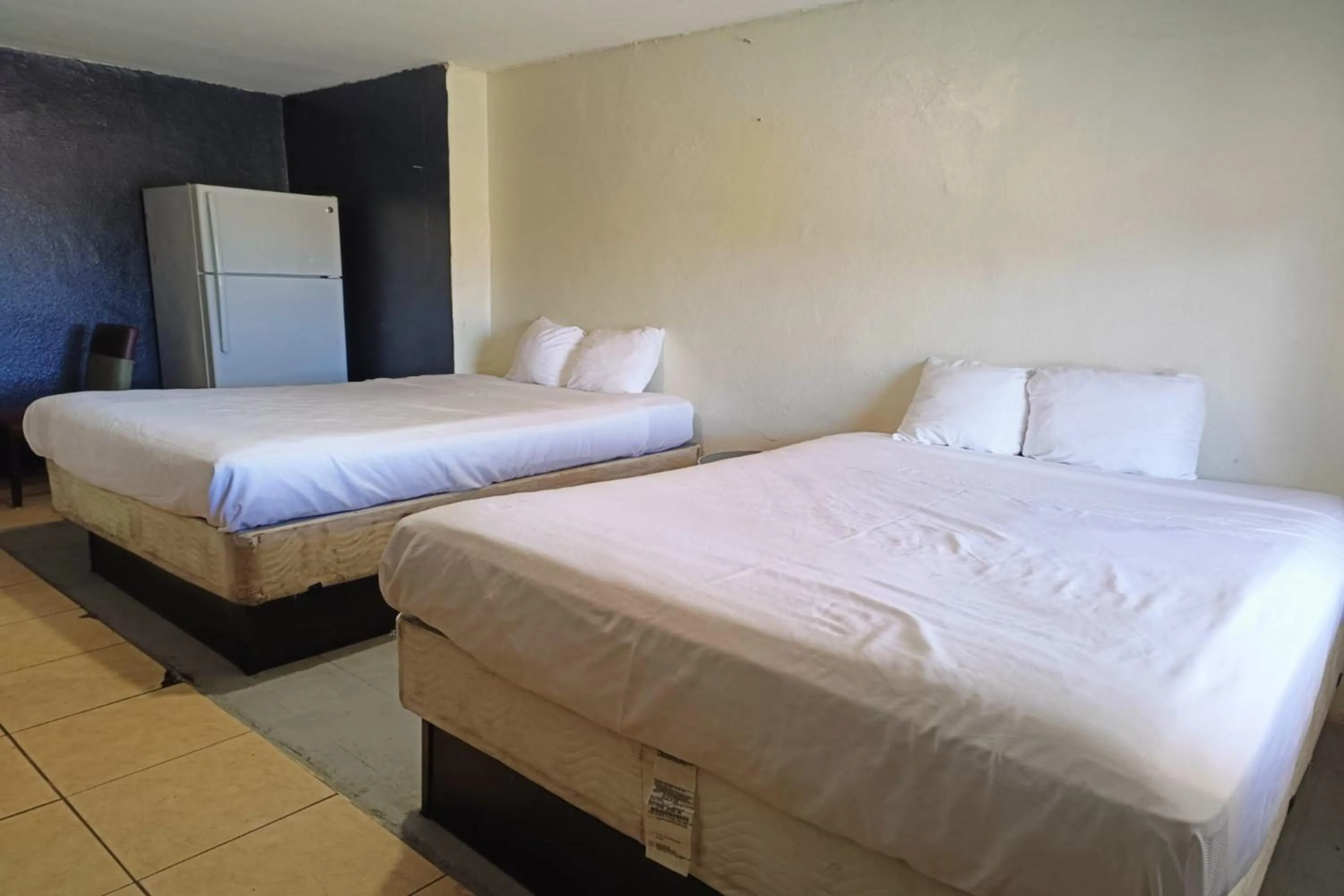 Photo of the whole room, Bed in Crown Inn by OYO Orangeburg Hwy 301