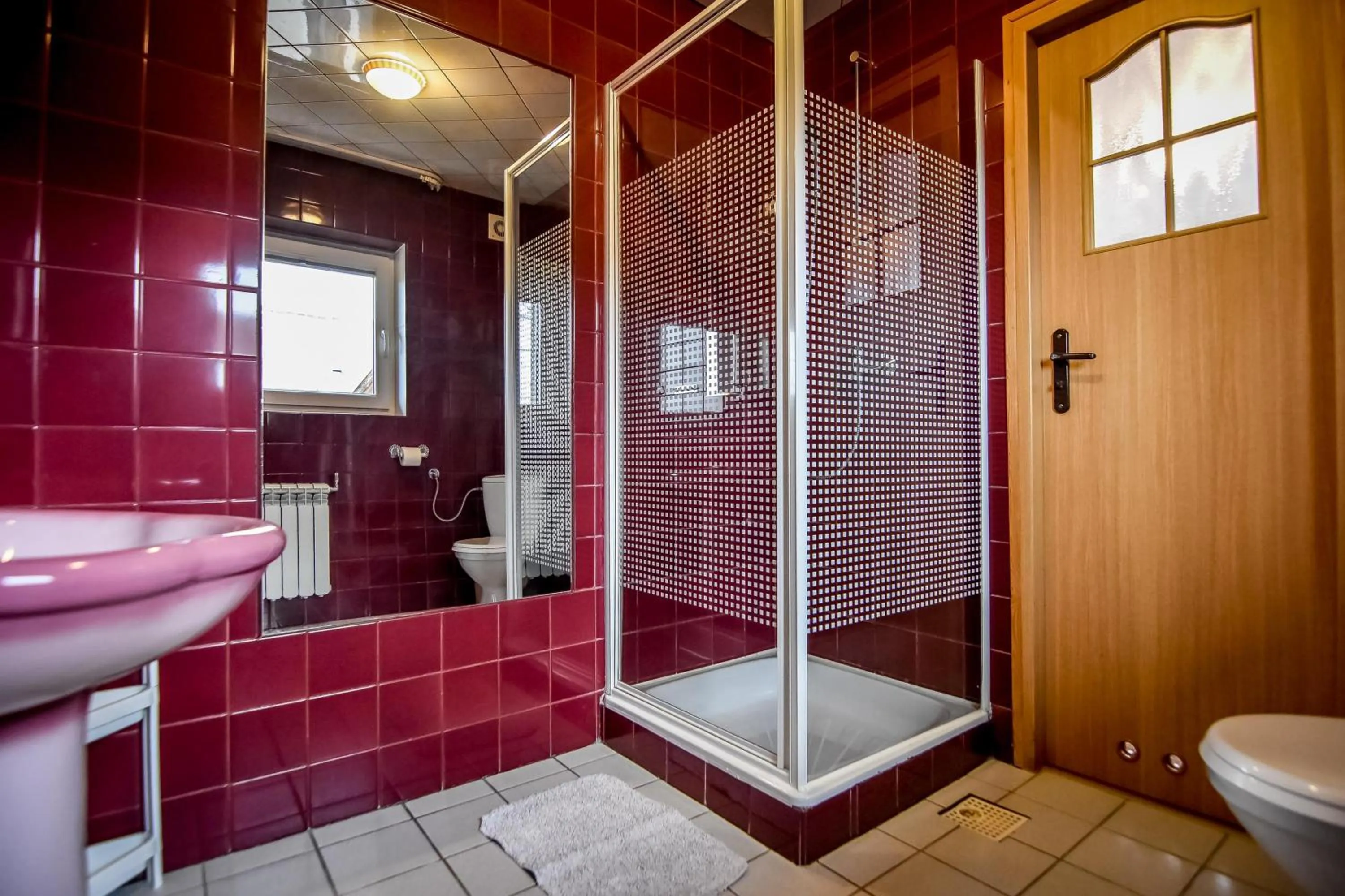 Shower in Willa Góry B&B