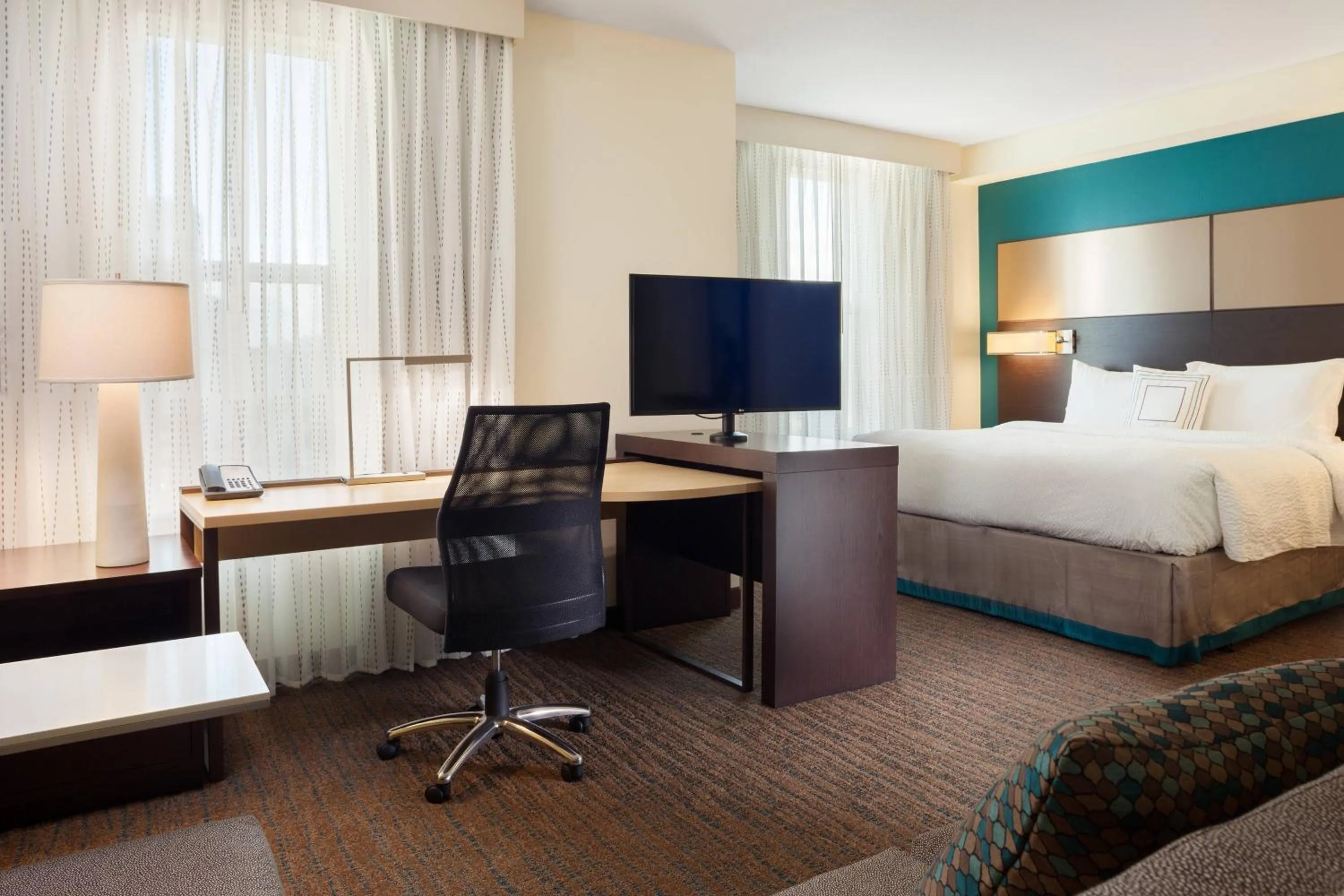 Photo of the whole room, Bed in Residence Inn by Marriott Orlando Downtown