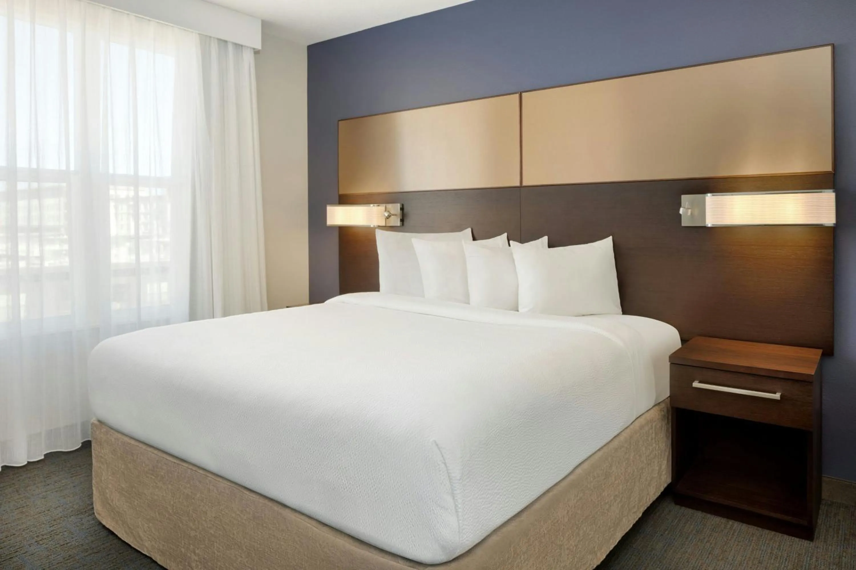 Bedroom, Bed in Residence Inn by Marriott Orlando Downtown