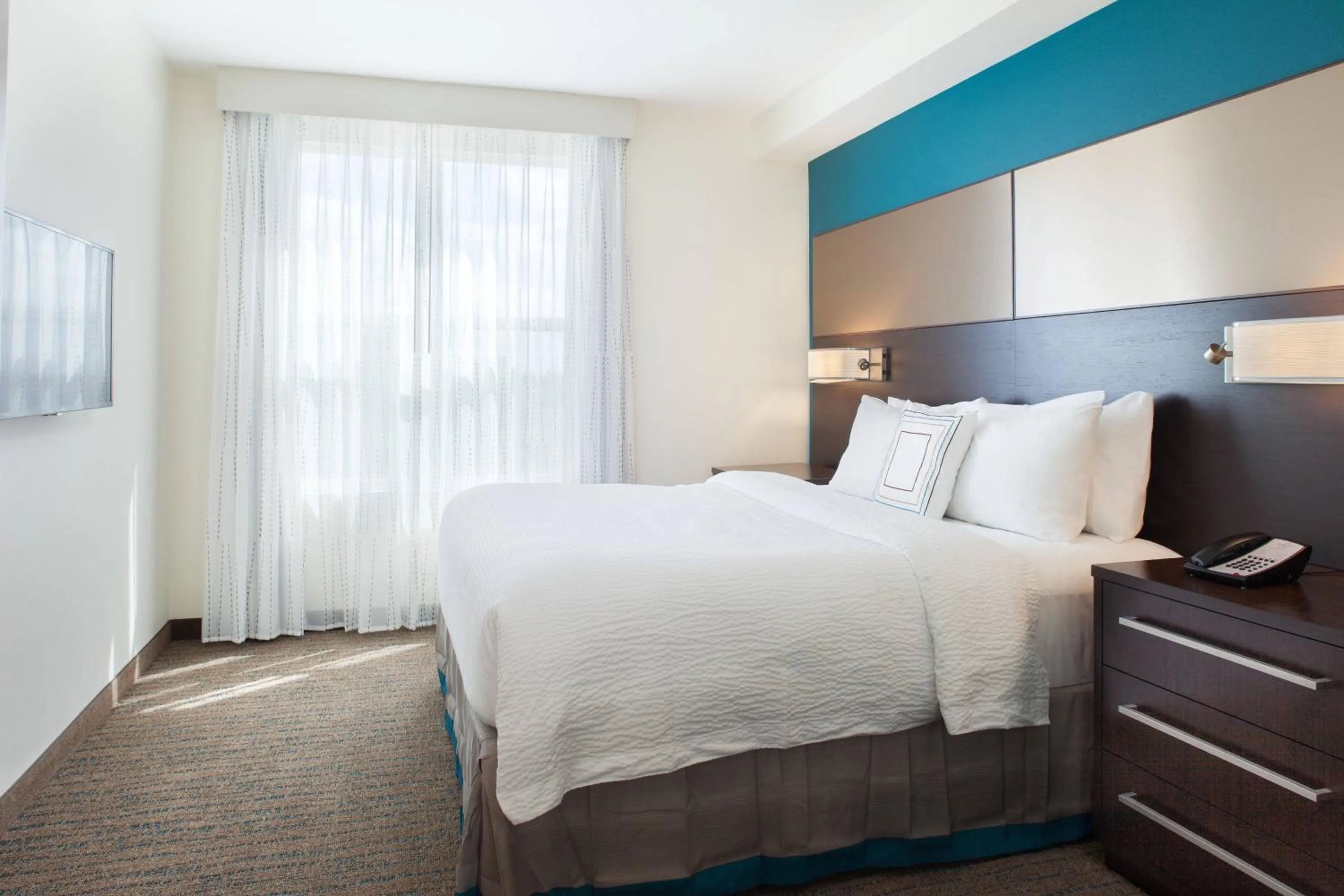 Bedroom, Bed in Residence Inn by Marriott Orlando Downtown
