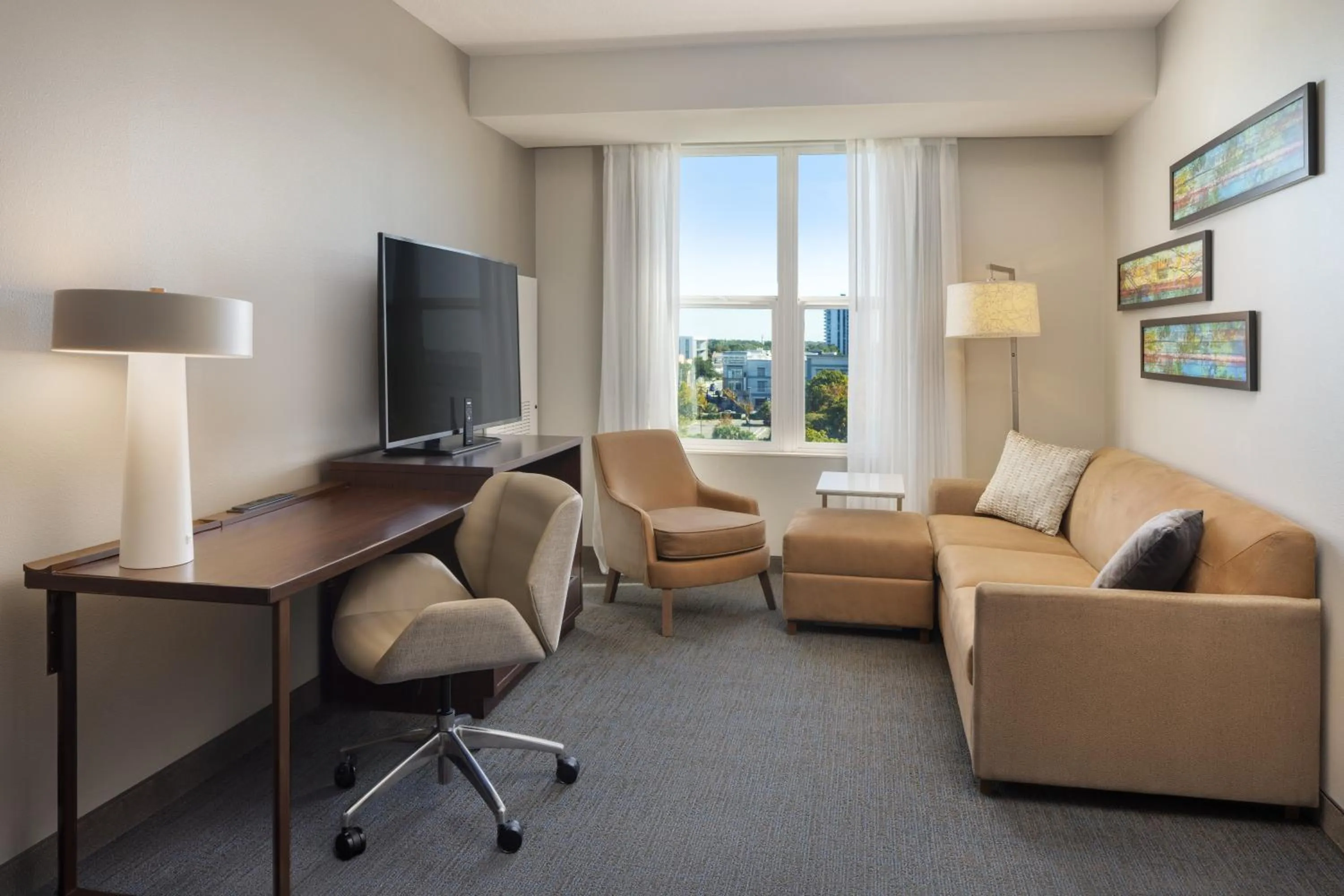 TV and multimedia in Residence Inn by Marriott Orlando Downtown
