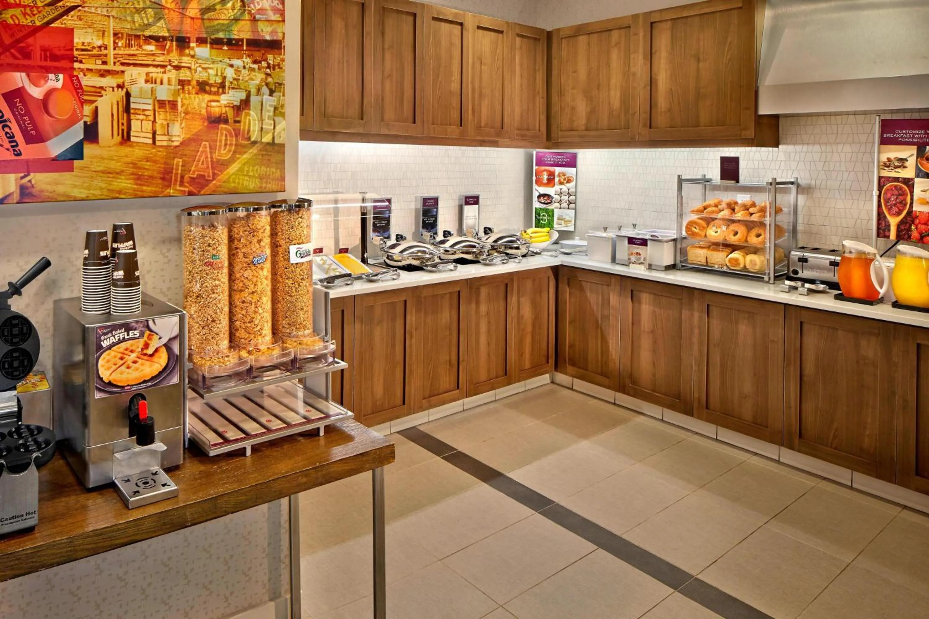 Breakfast in Residence Inn by Marriott Orlando Downtown