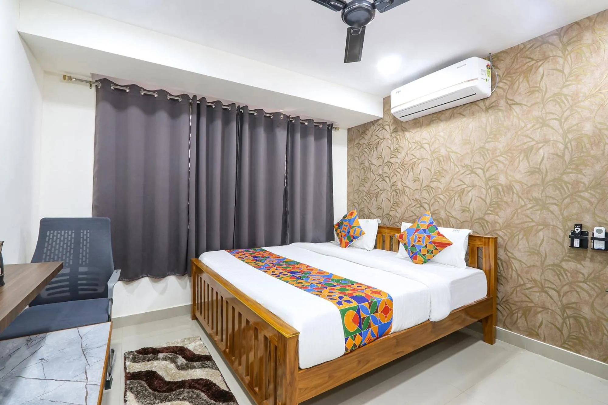 FabHotel VGR Comforts - Nr Khairtabad Metro Station