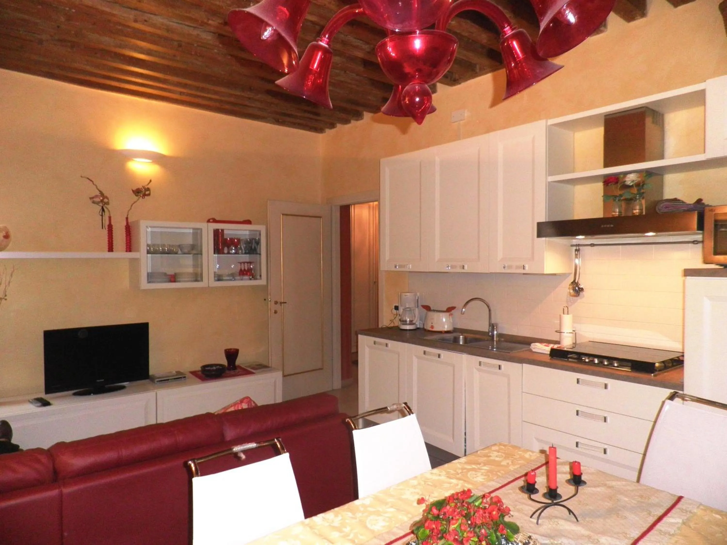 Dining area in Ca' Delle Maschere