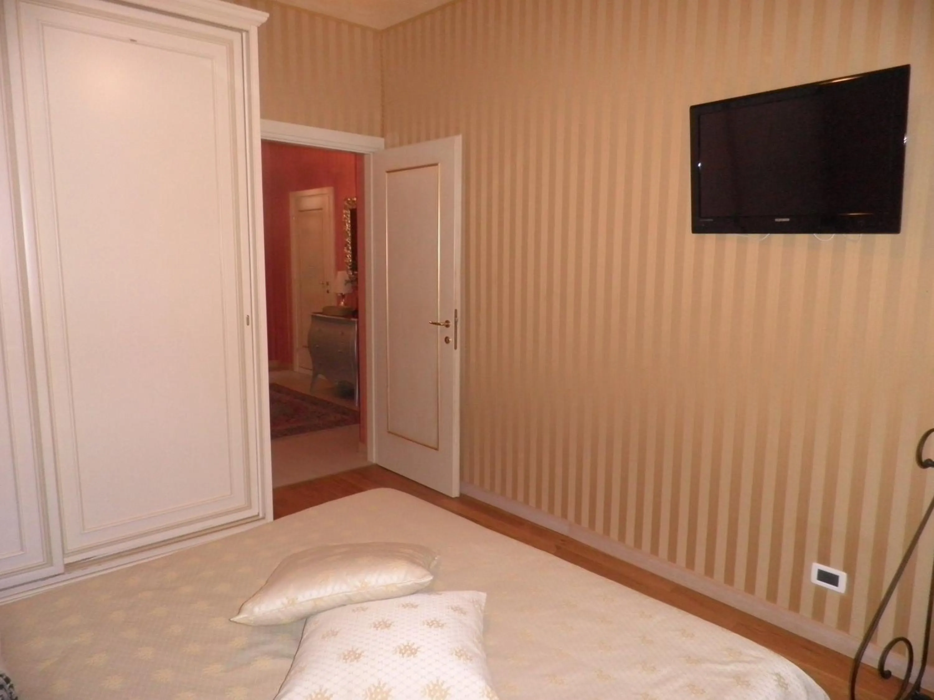 Bedroom, Bed in Ca' Delle Maschere