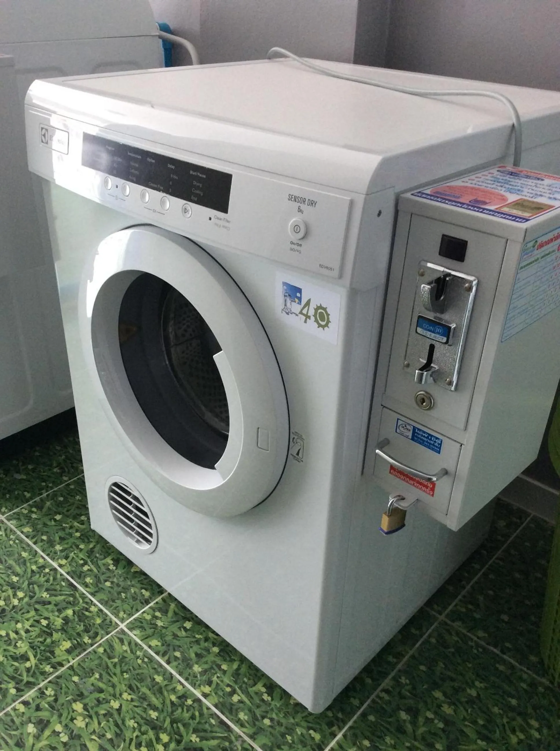 R2 Apartment Service