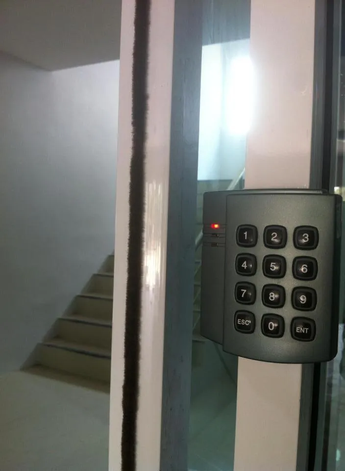 R2 Apartment Service