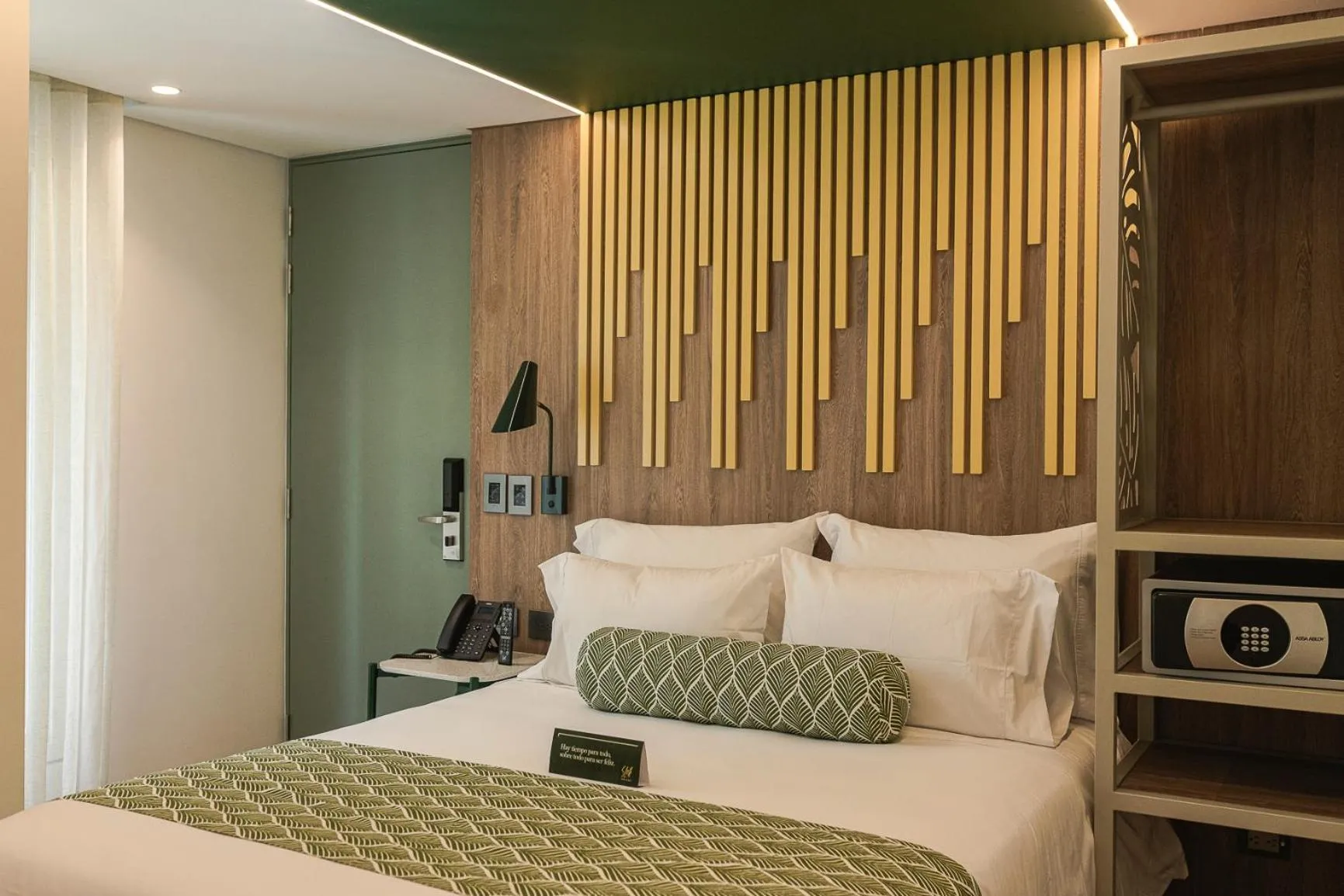 Standard Double Room in Sloh Hotel & Bar Manila Medellin