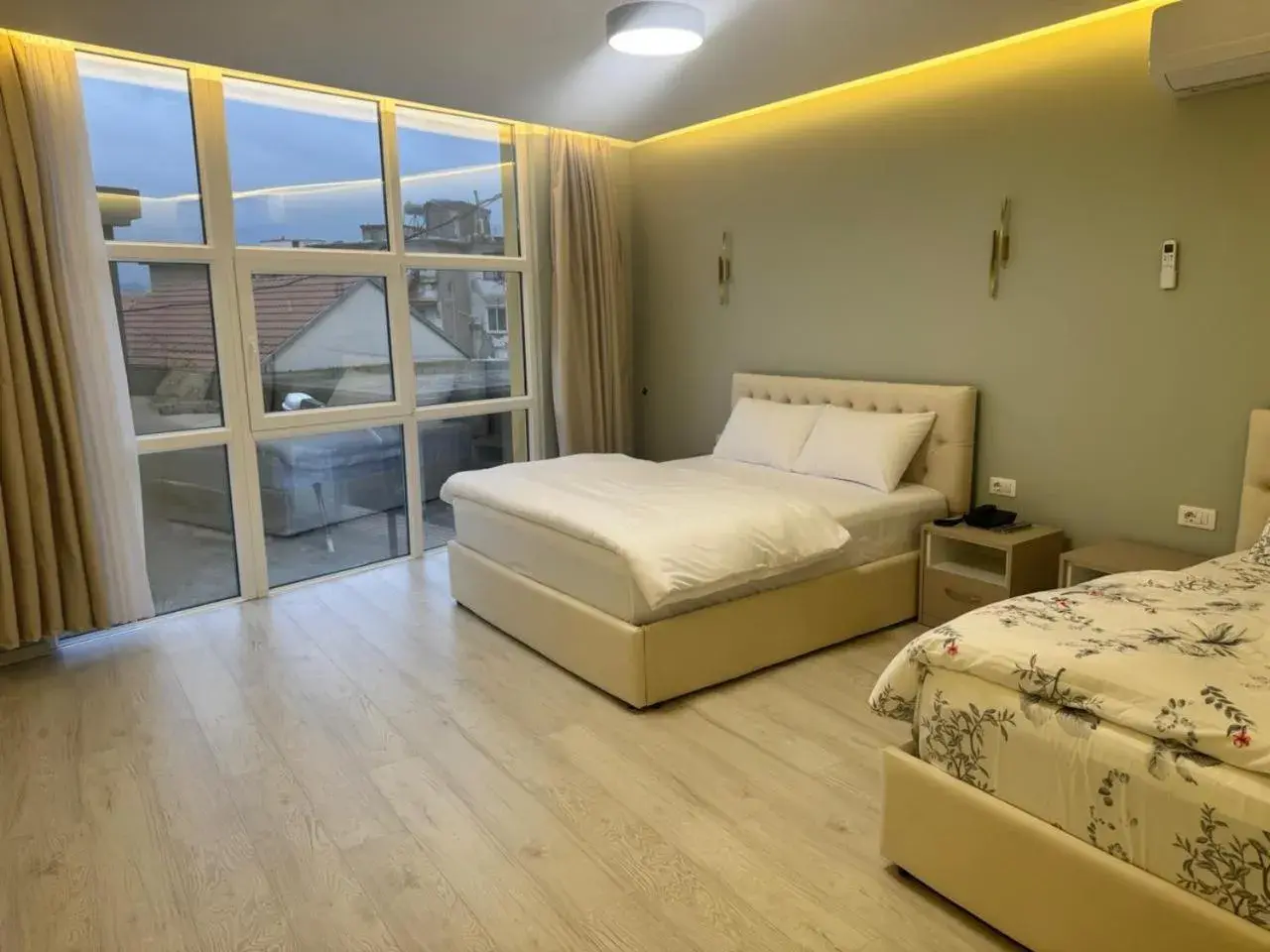 London Restaurant Hotel London Restaurant Hotel