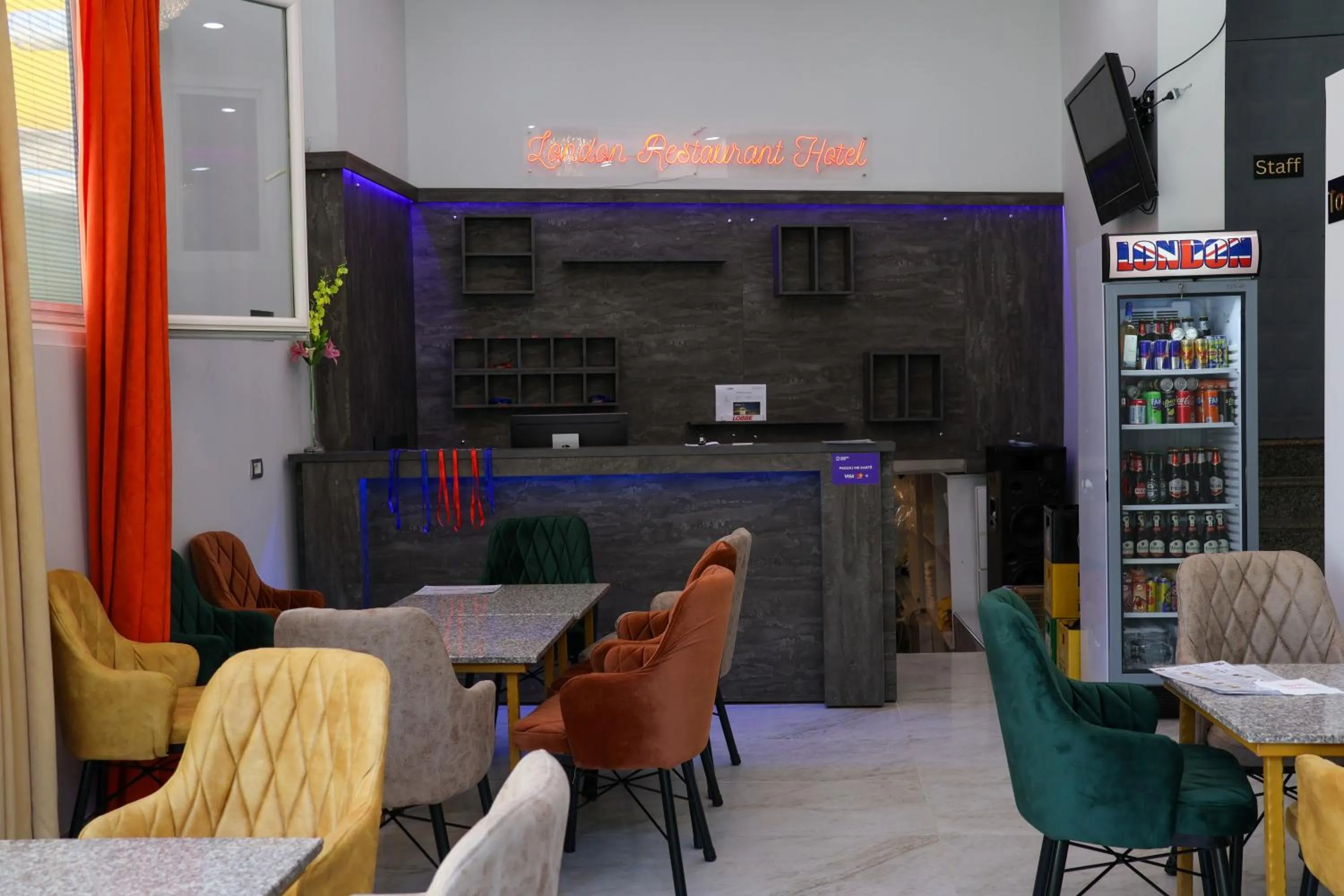 Dining area in London Restaurant Hotel