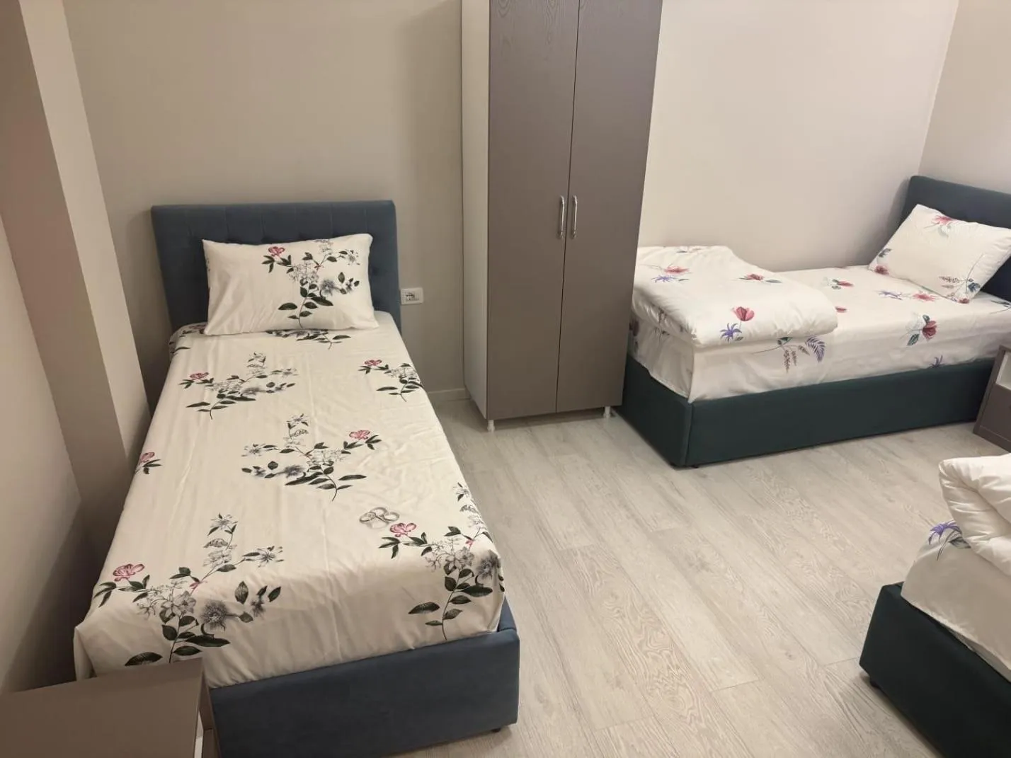 Bed in London Restaurant Hotel