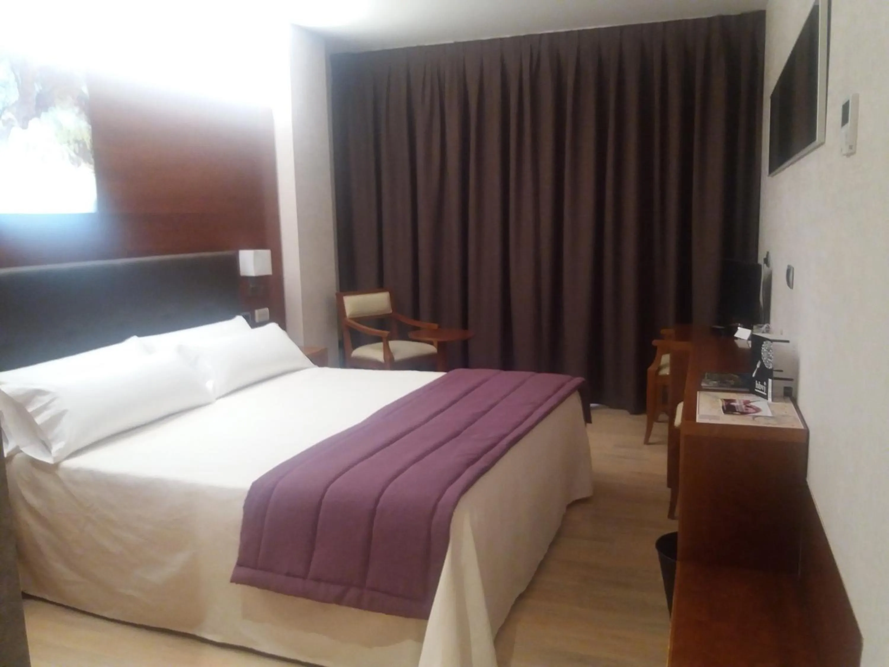 Decorative detail, Bed in Hotel Balneario Valle del Jerte