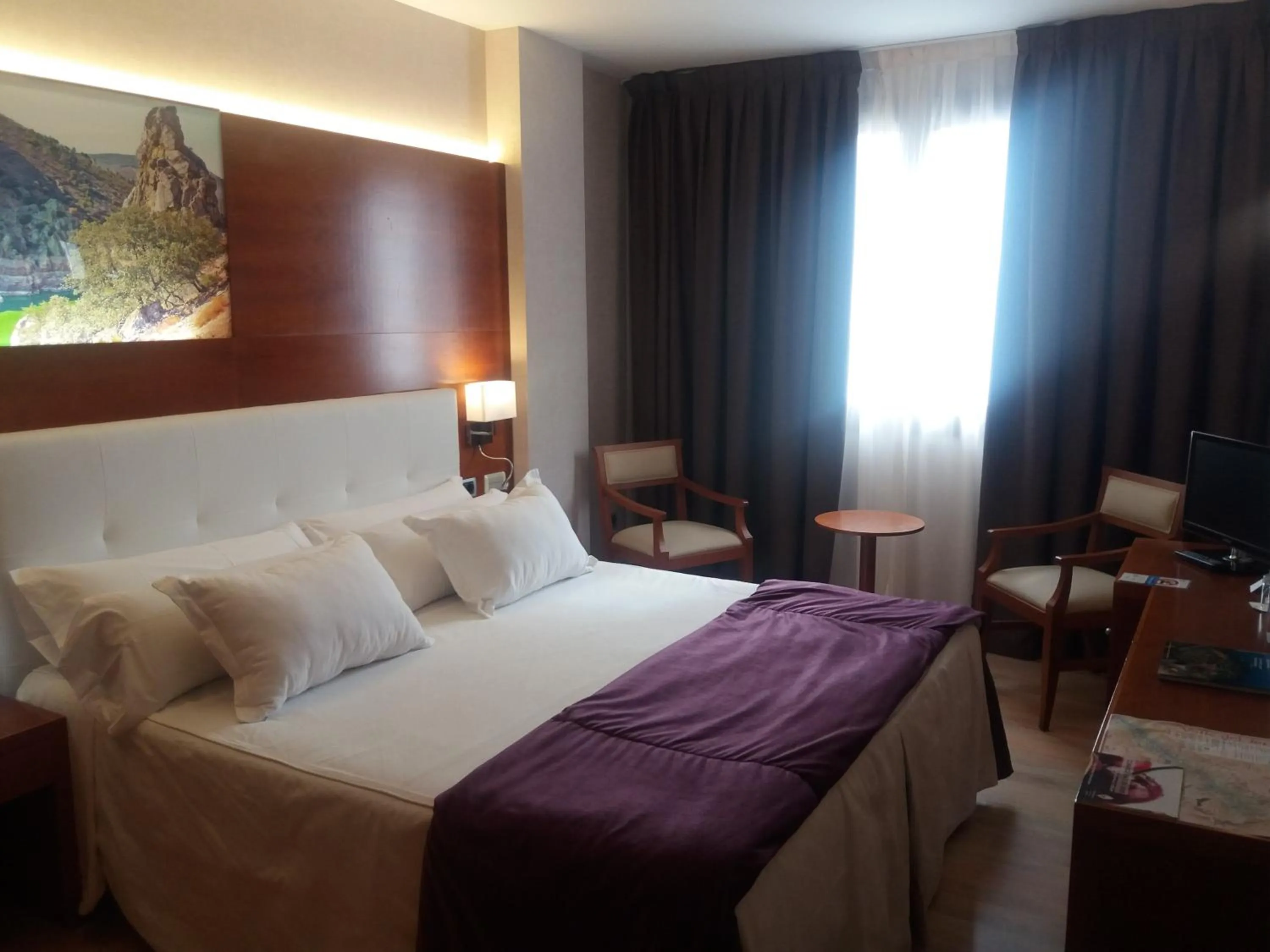 Photo of the whole room, Bed in Hotel Balneario Valle del Jerte