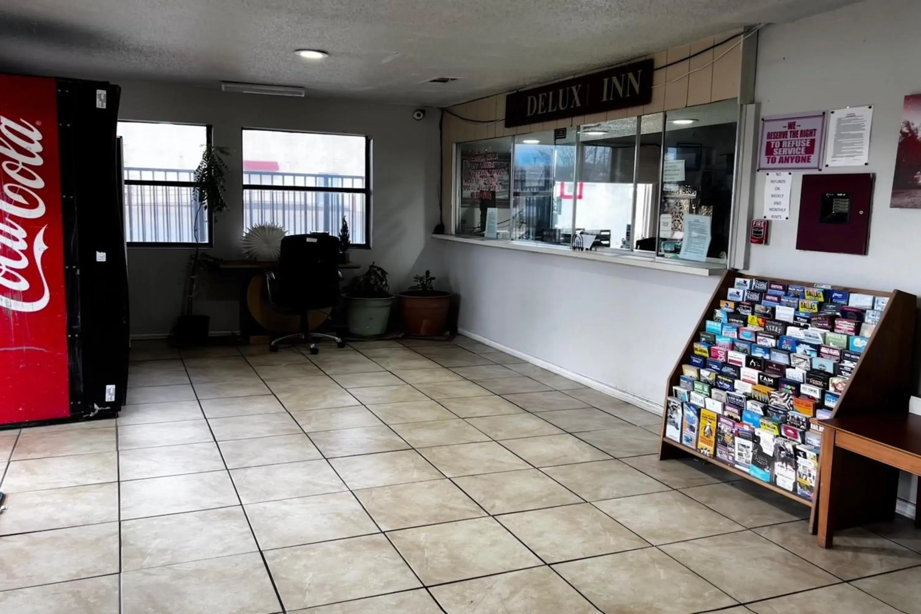 Lobby or reception in Deluxe Inn Motel By OYO Grand Prairie Interstate 30 Lobby or reception in Deluxe Inn Motel By OYO Grand Prairie Interstate 30