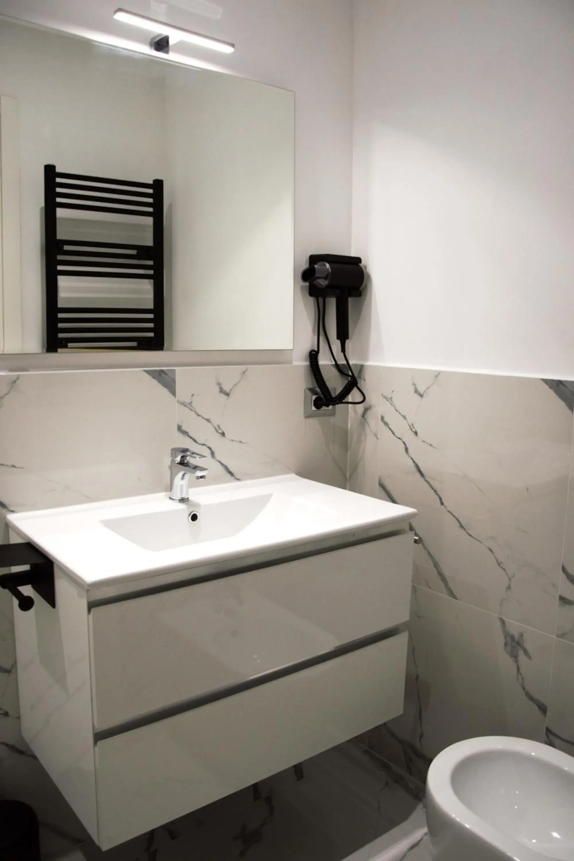 Superior Double Room in Domus Dea Roma by Trinità Superior Double Room in Domus Dea Roma by Trinità