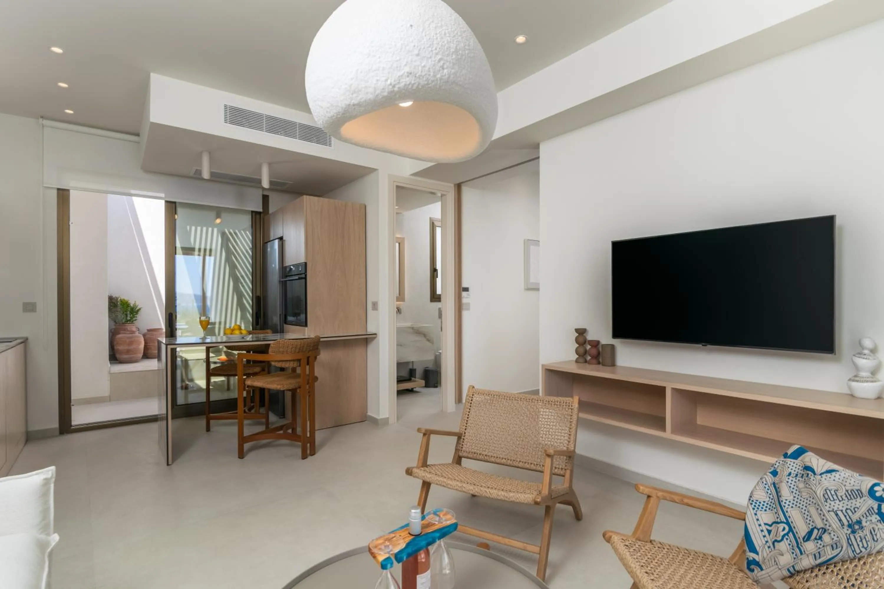 Kitchen or kitchenette in Lavea Suites Milos