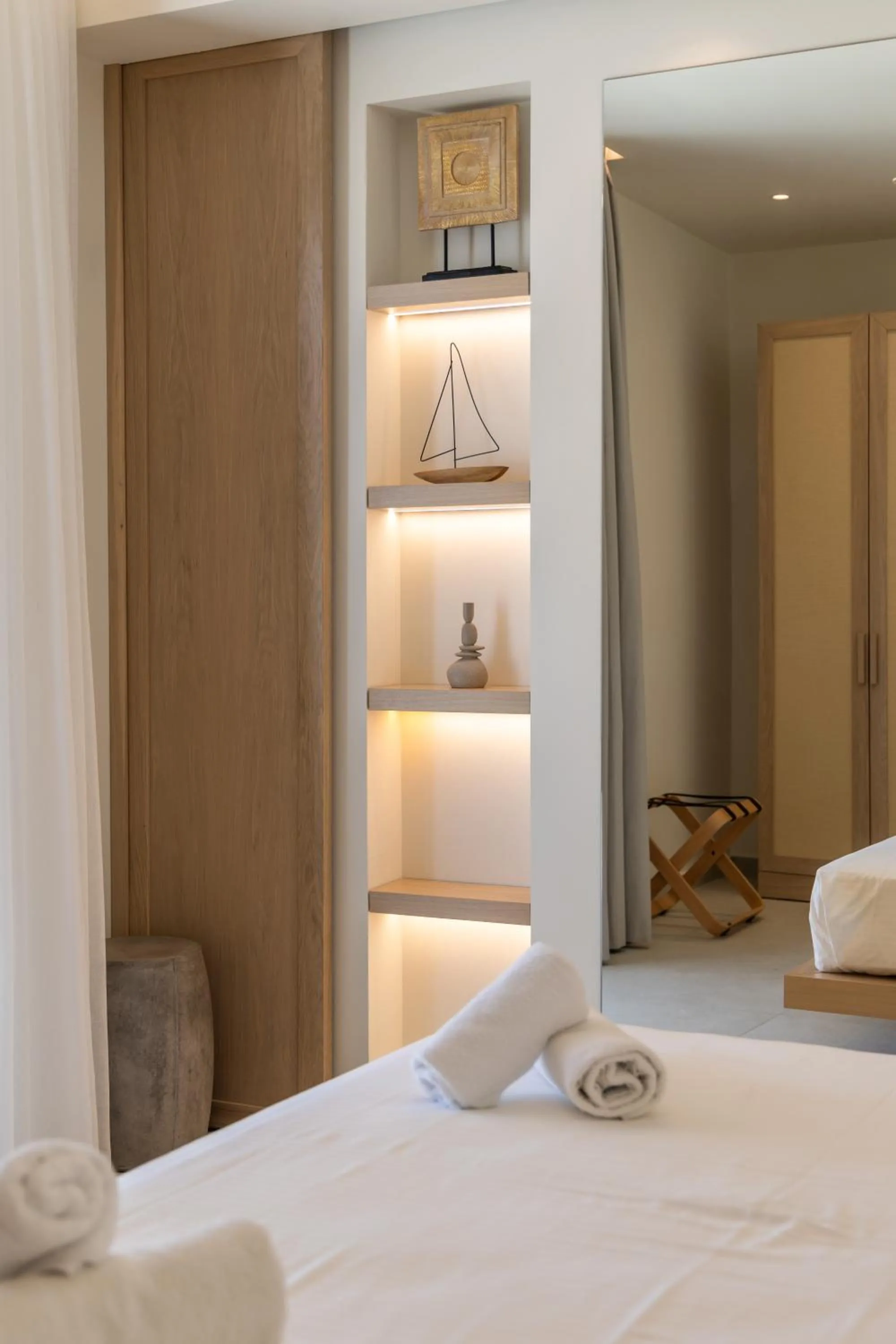 Bed in Lavea Suites Milos