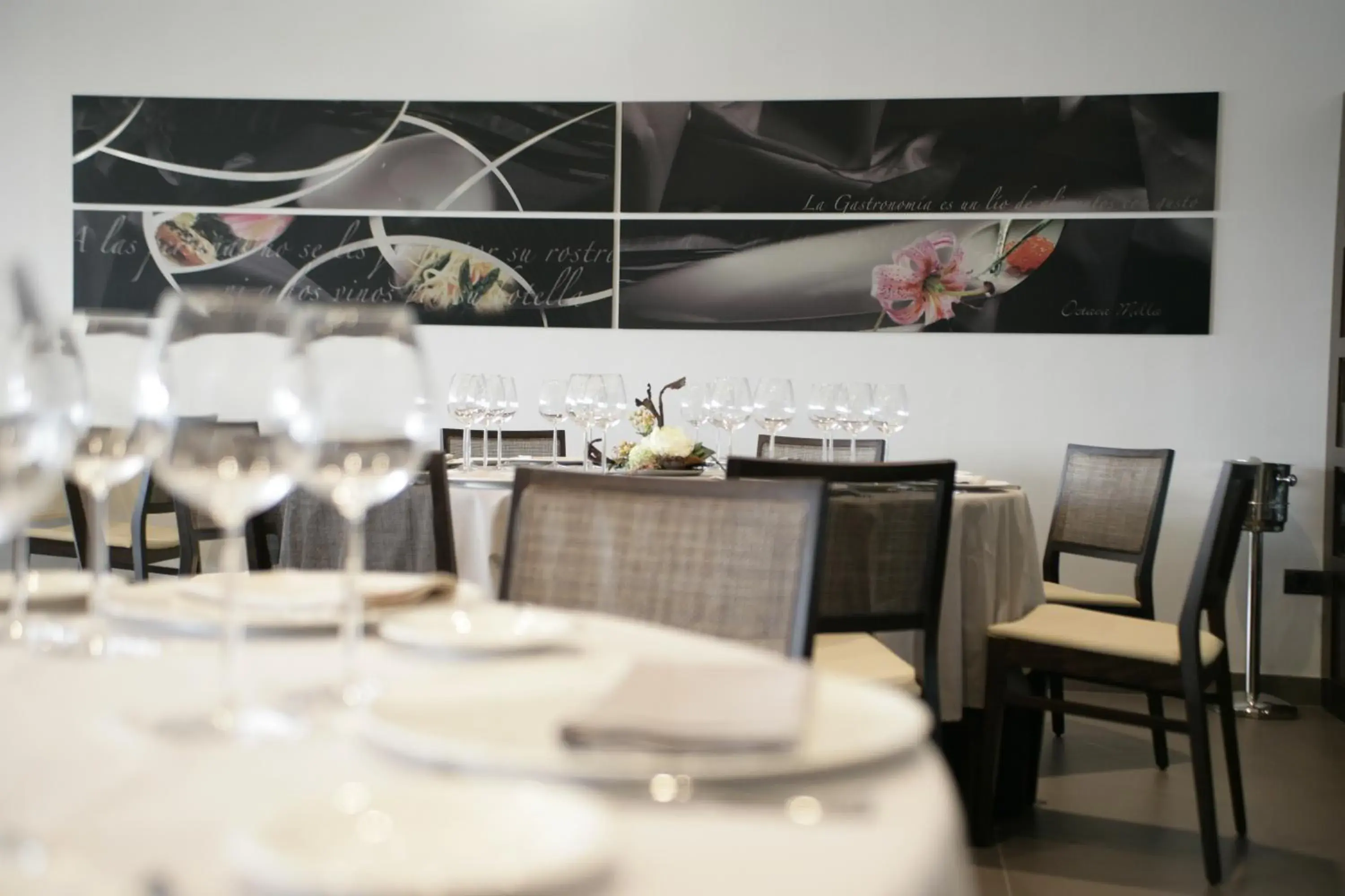 Restaurant/places to eat in Hotel Europa Restaurant/places to eat in Hotel Europa