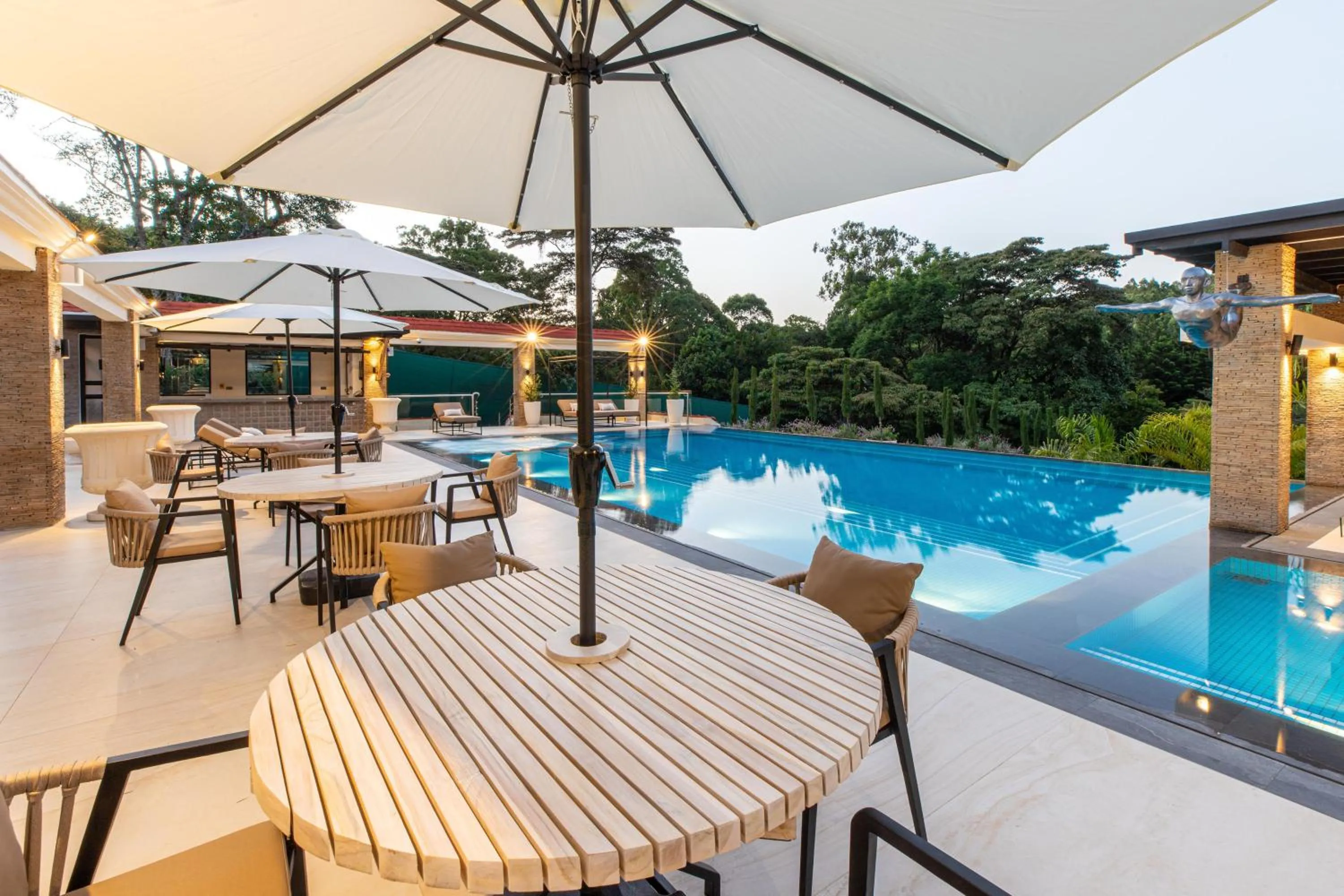 Swimming pool in Pax Manor Muthaiga