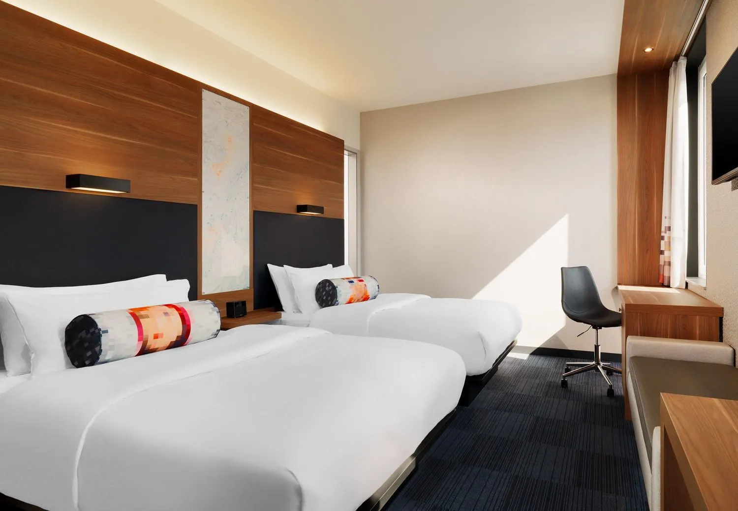 Bed in Aloft Stuttgart