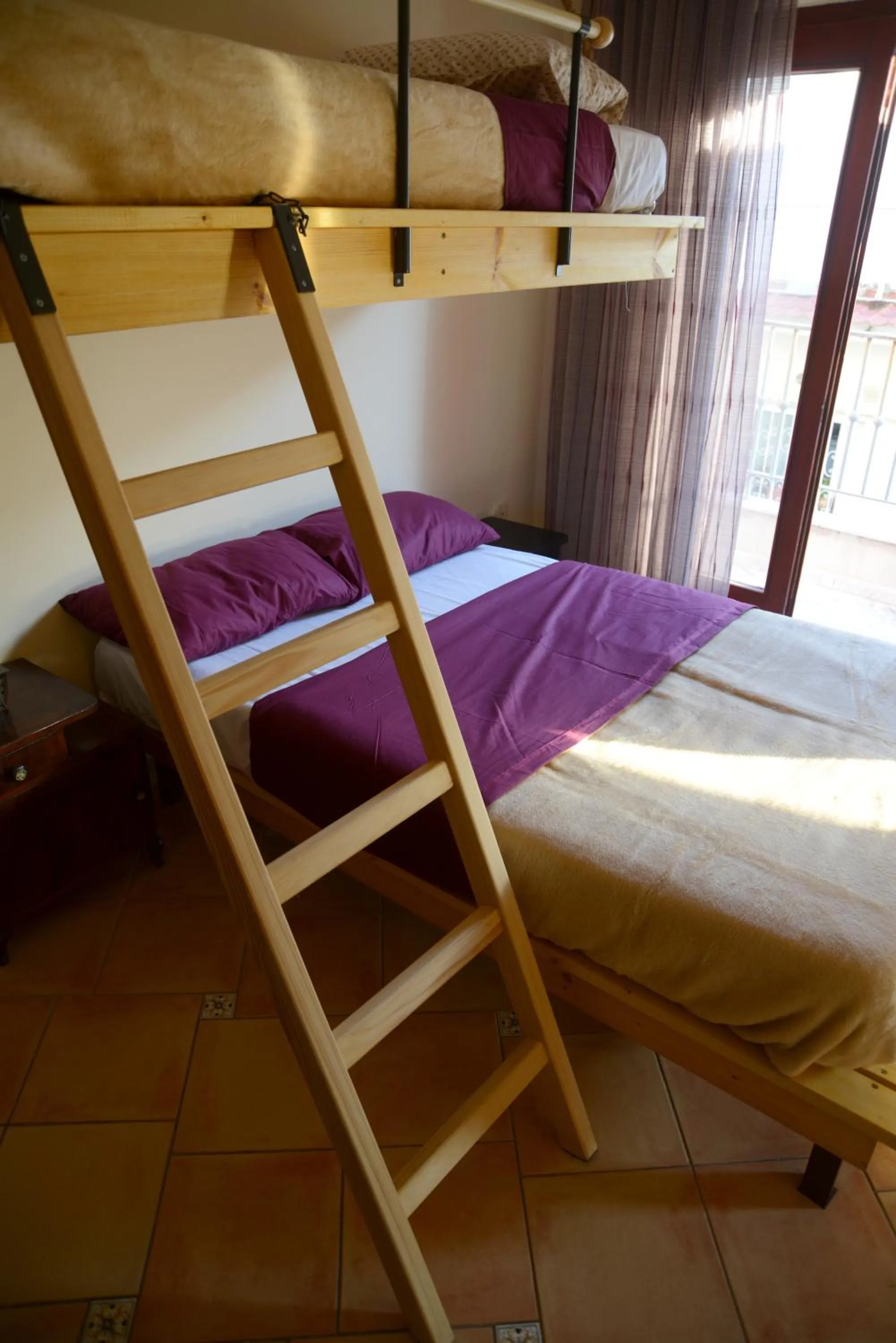 Day, Bed in Crossroads
