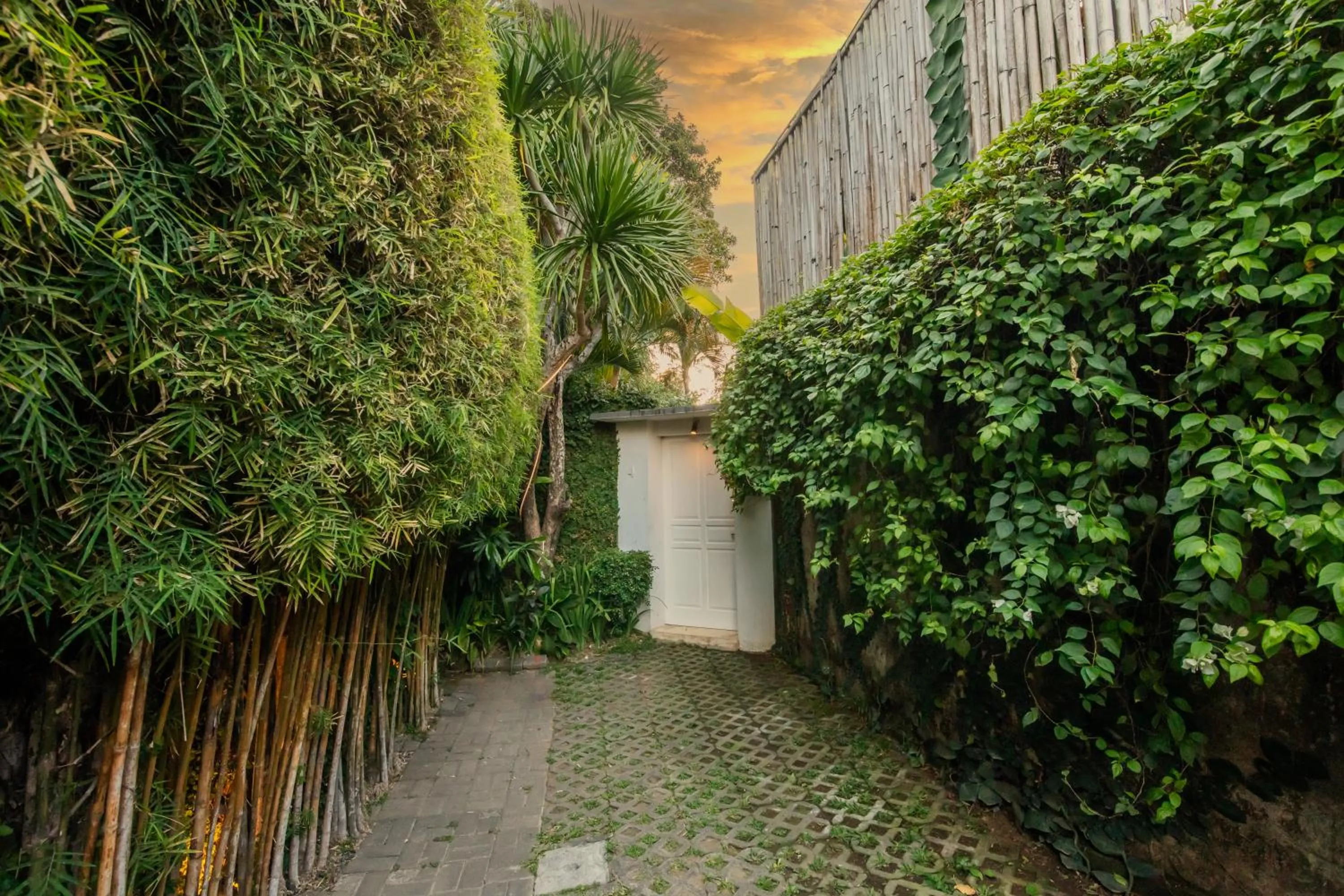 Facade/entrance in Villa Lodek Deluxe