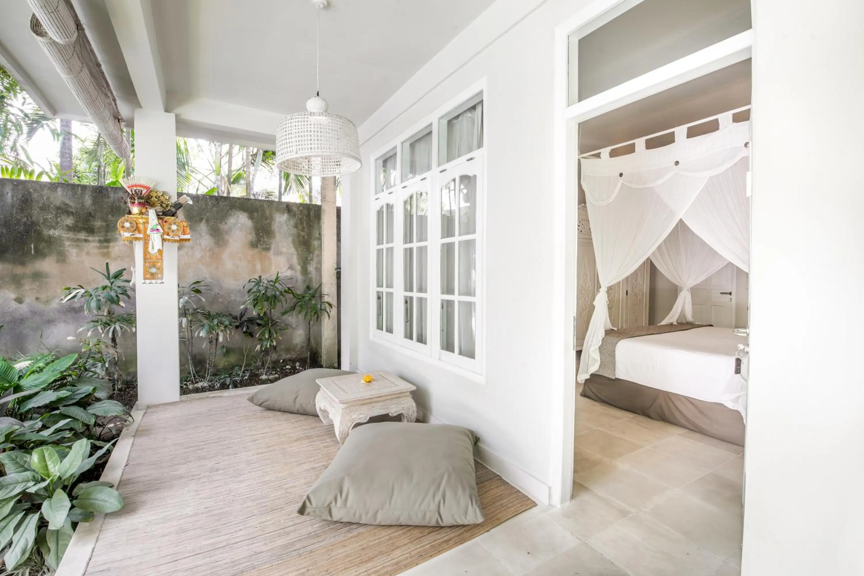 Balcony/Terrace, Bed in Villa Lodek Deluxe