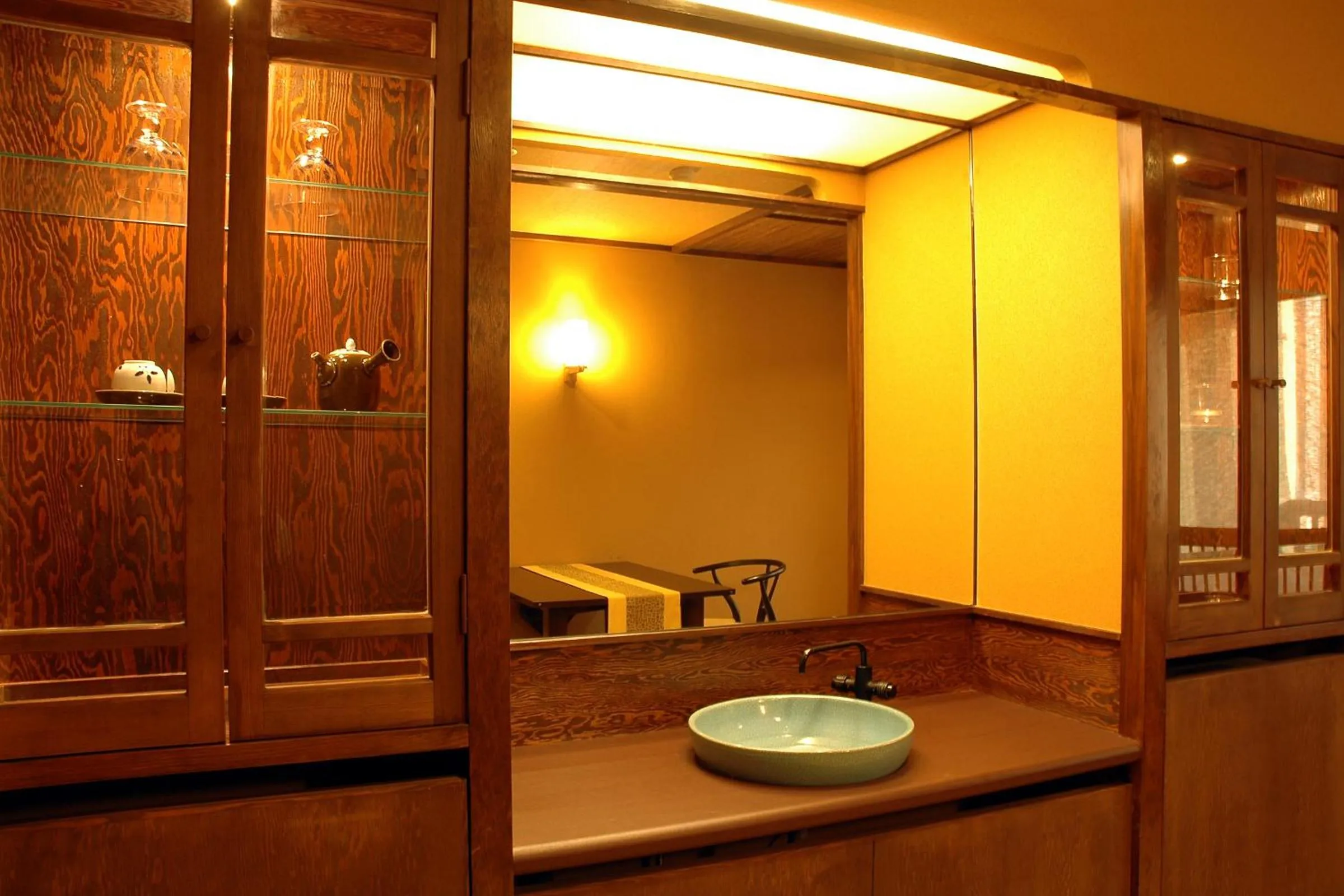 Decorative detail in UmibenokakureyuSEIRYU海辺のかくれ湯清流