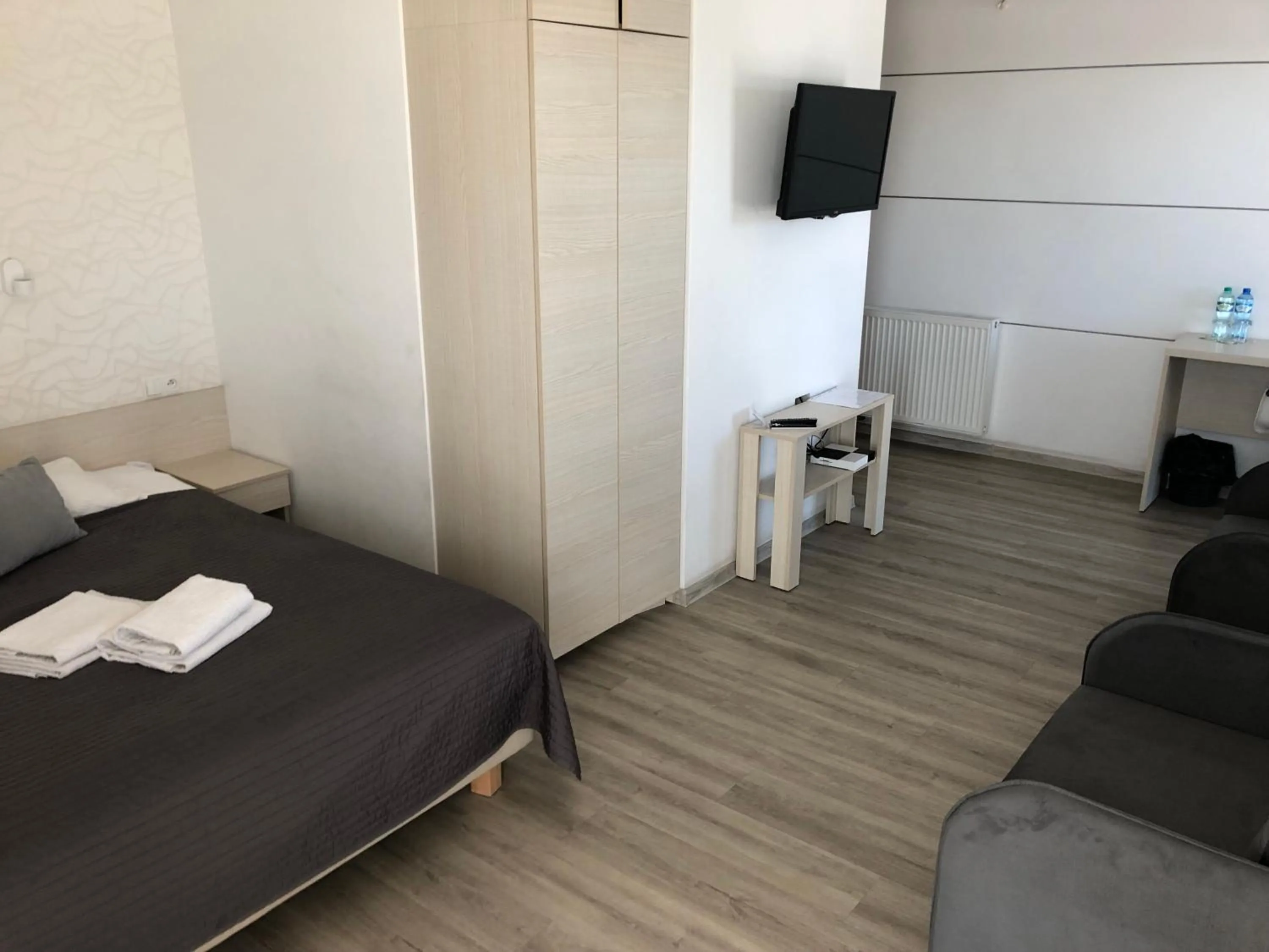 TV and multimedia, Bed in Stone Villa Gdańsk Kowale