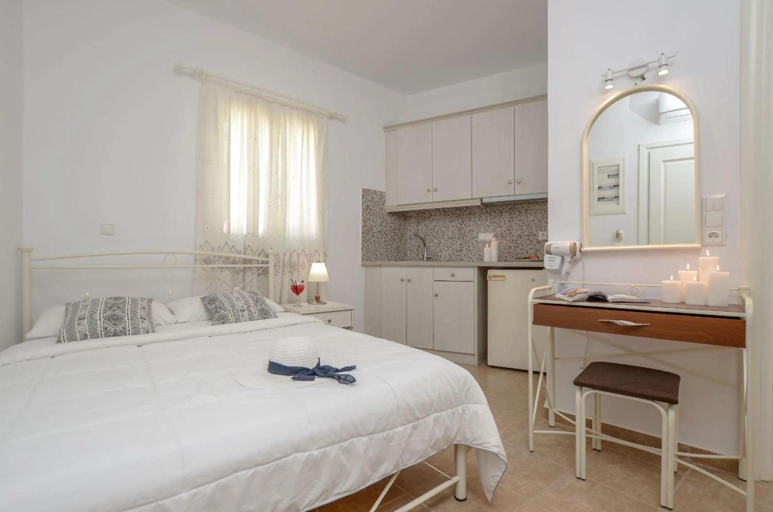 Economy Double Room no patio in Golden Sand