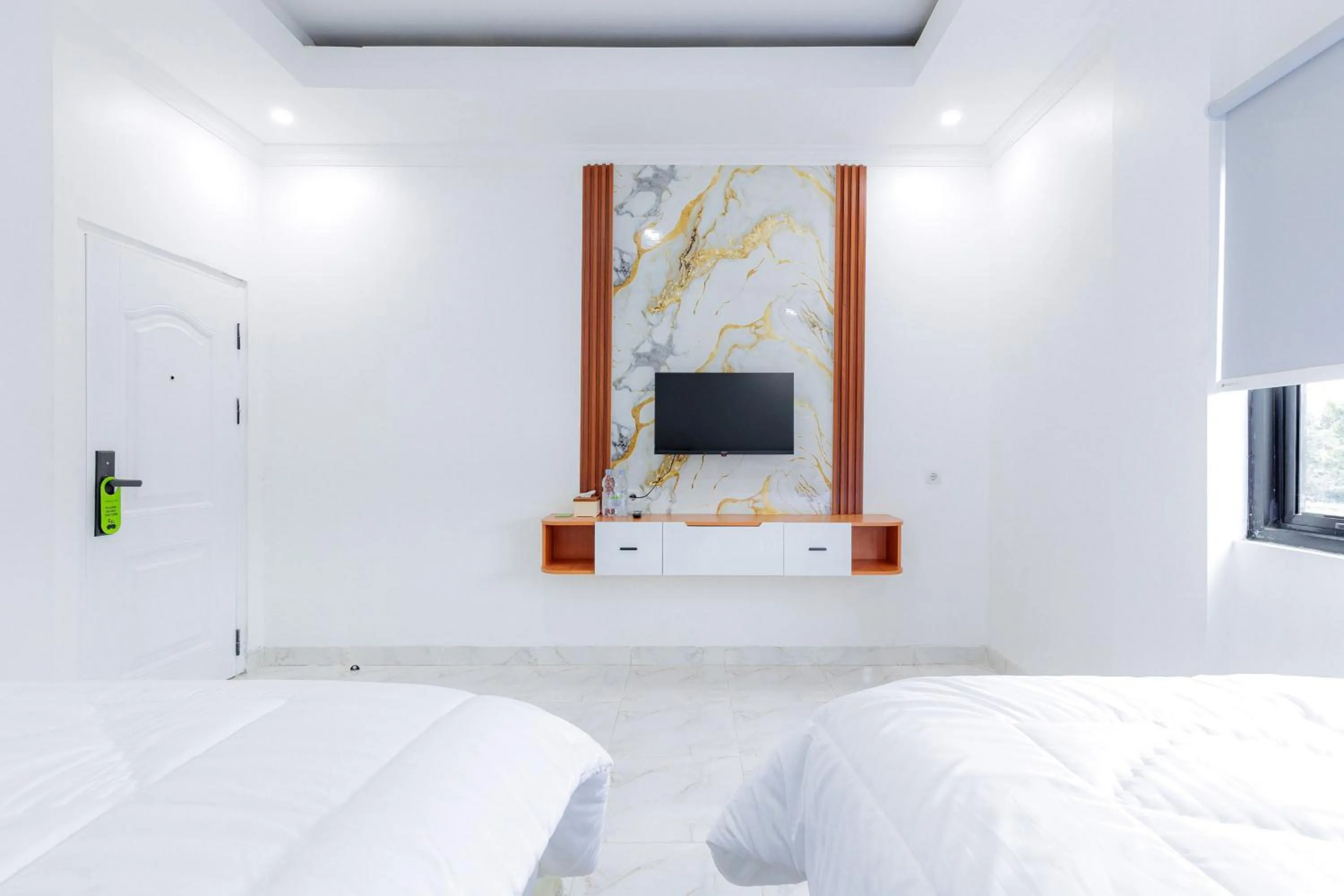 Bedroom, Bed in Urbanview Hotel Amira Syariah Bogor