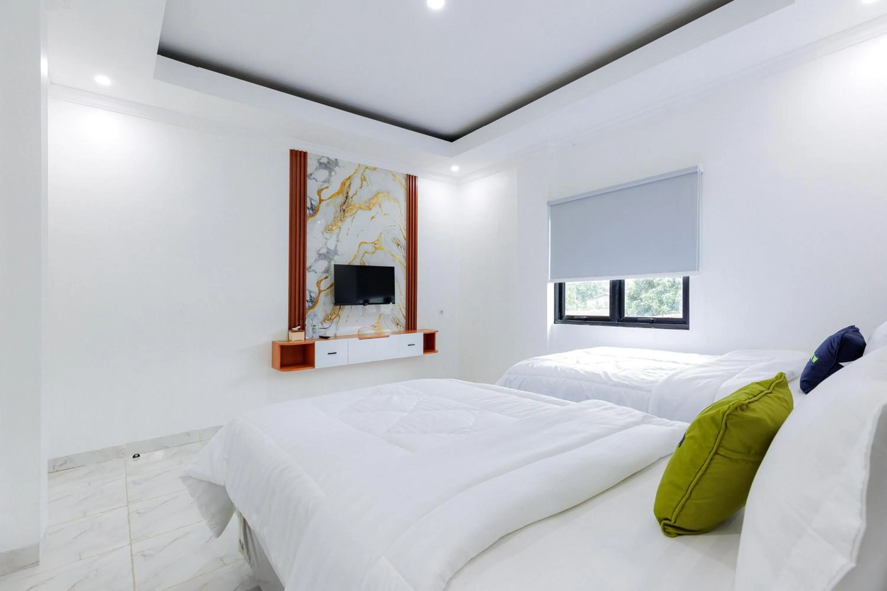 Bedroom, Bed in Urbanview Hotel Amira Syariah Bogor