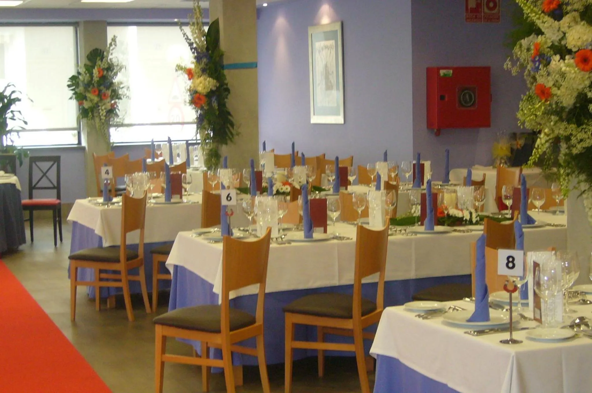 Restaurant/places to eat in Hotel Alfinden