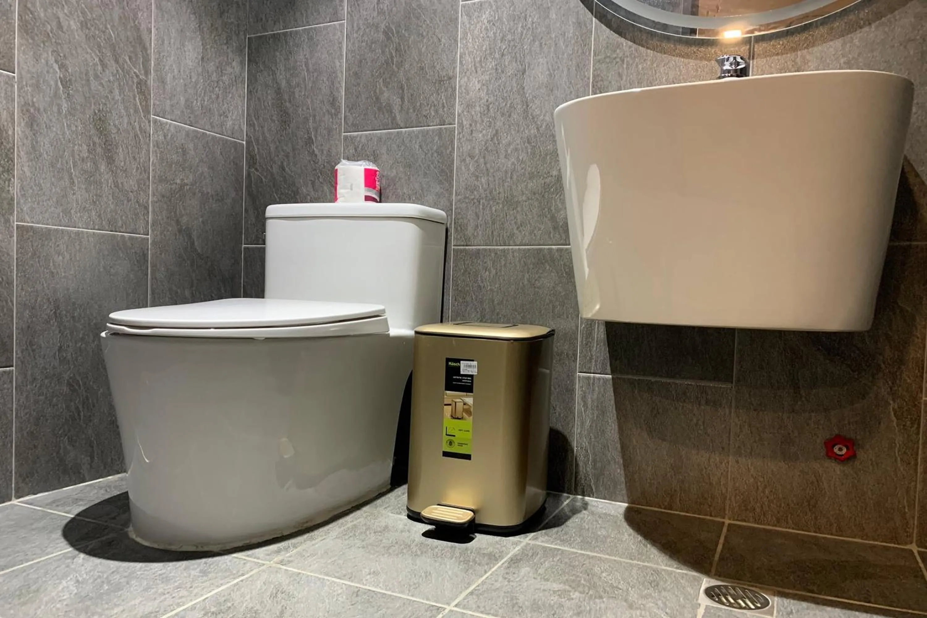 Bathroom in Hotel Kaya Puerto Galera