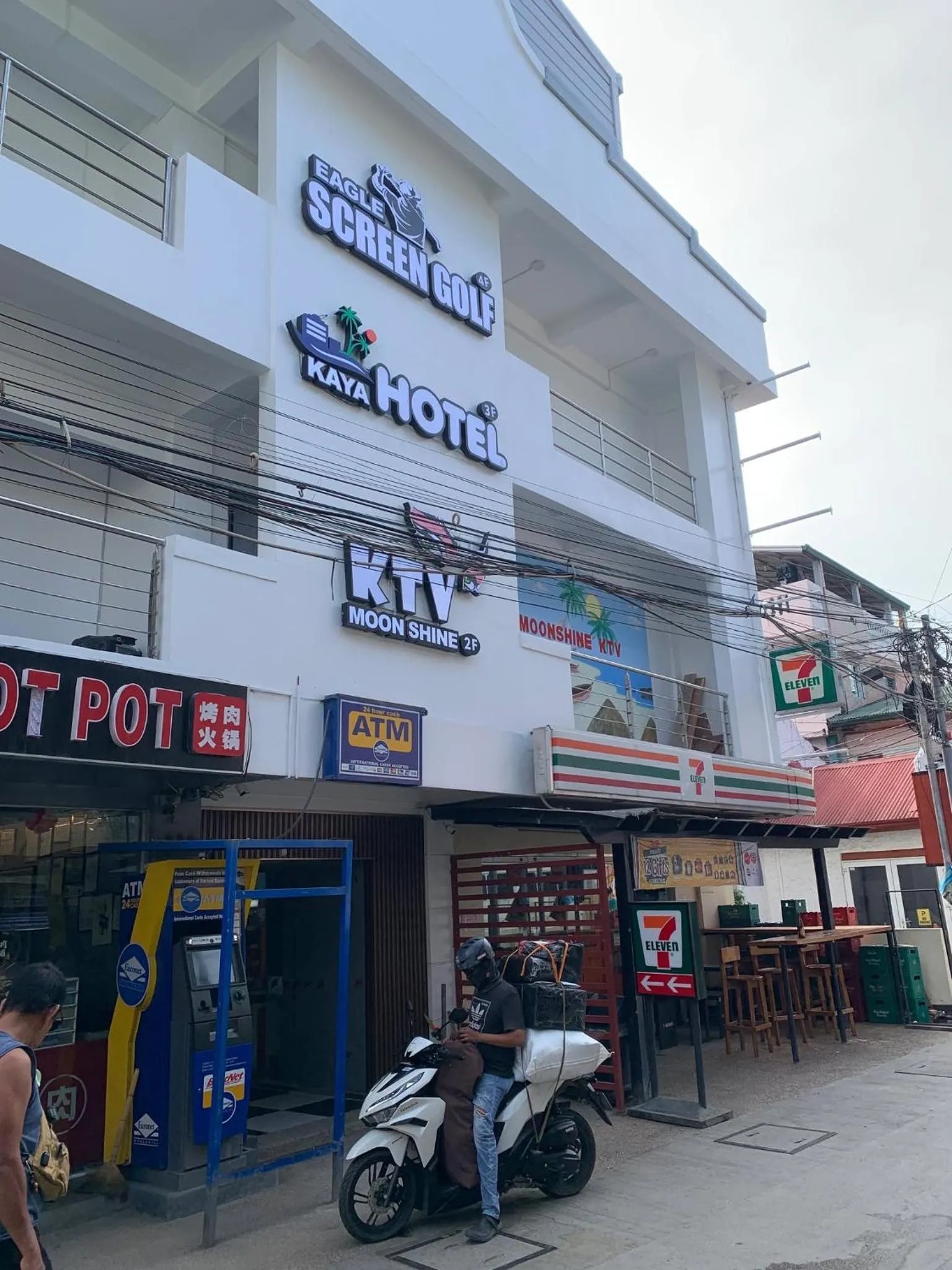 Property building in Hotel Kaya Puerto Galera