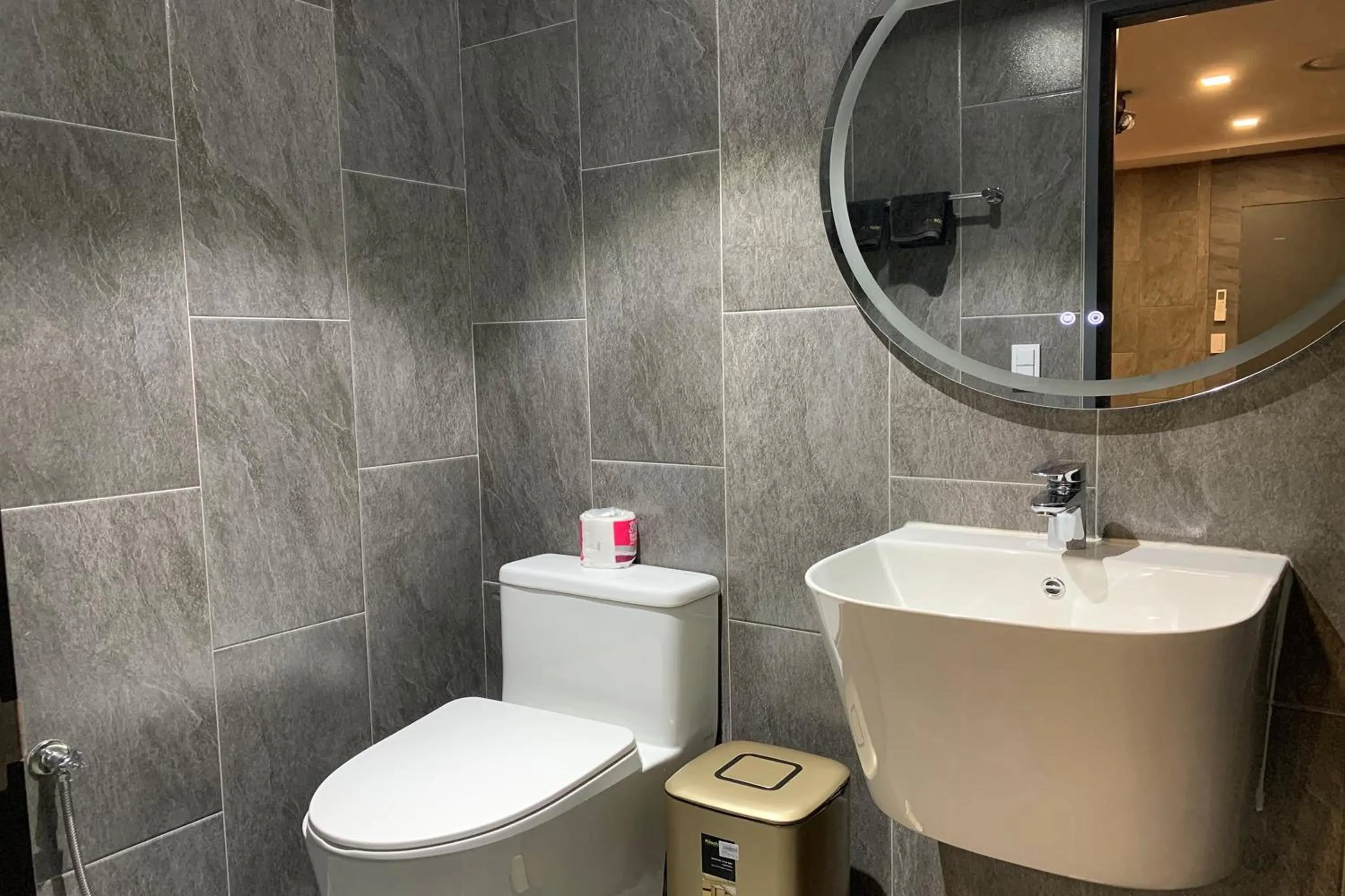 Bathroom in Hotel Kaya Puerto Galera